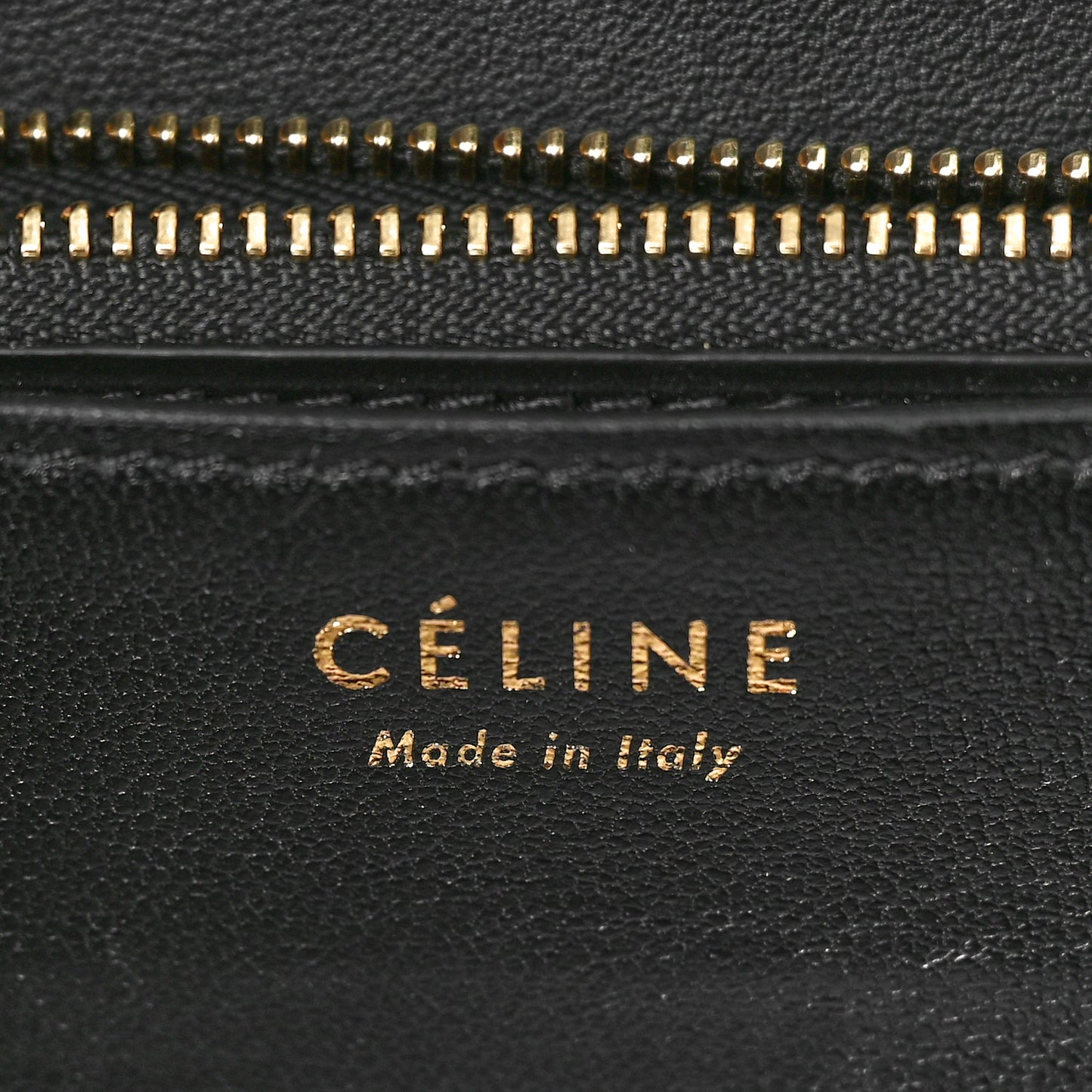 Stingray Medium Classic Box Flap Bag Navy