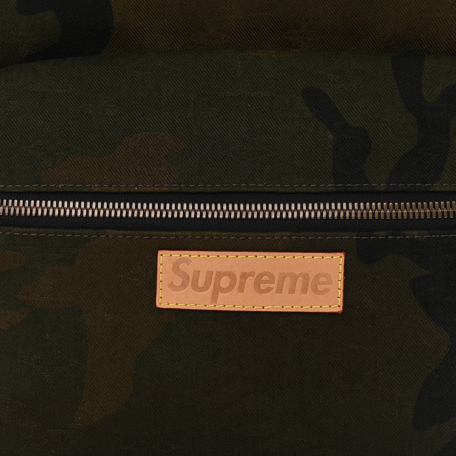 Louis Vuitton X SUPREME Canvas Camouflage Apollo Backpack 8 of 10