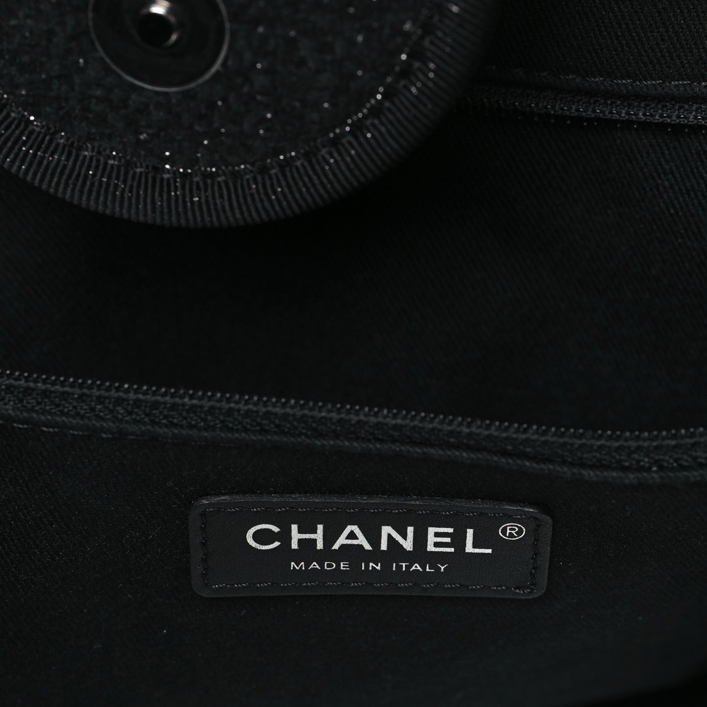 Lurex Boucle Medium Deauville Tote Black