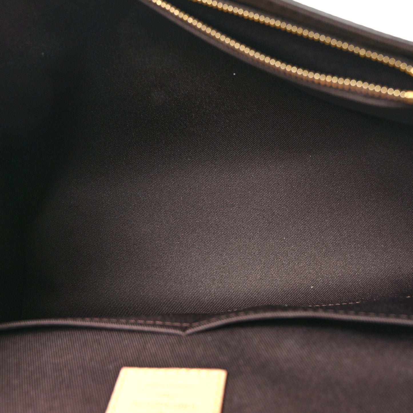 Monogram Cluny MM Papyrus Creme