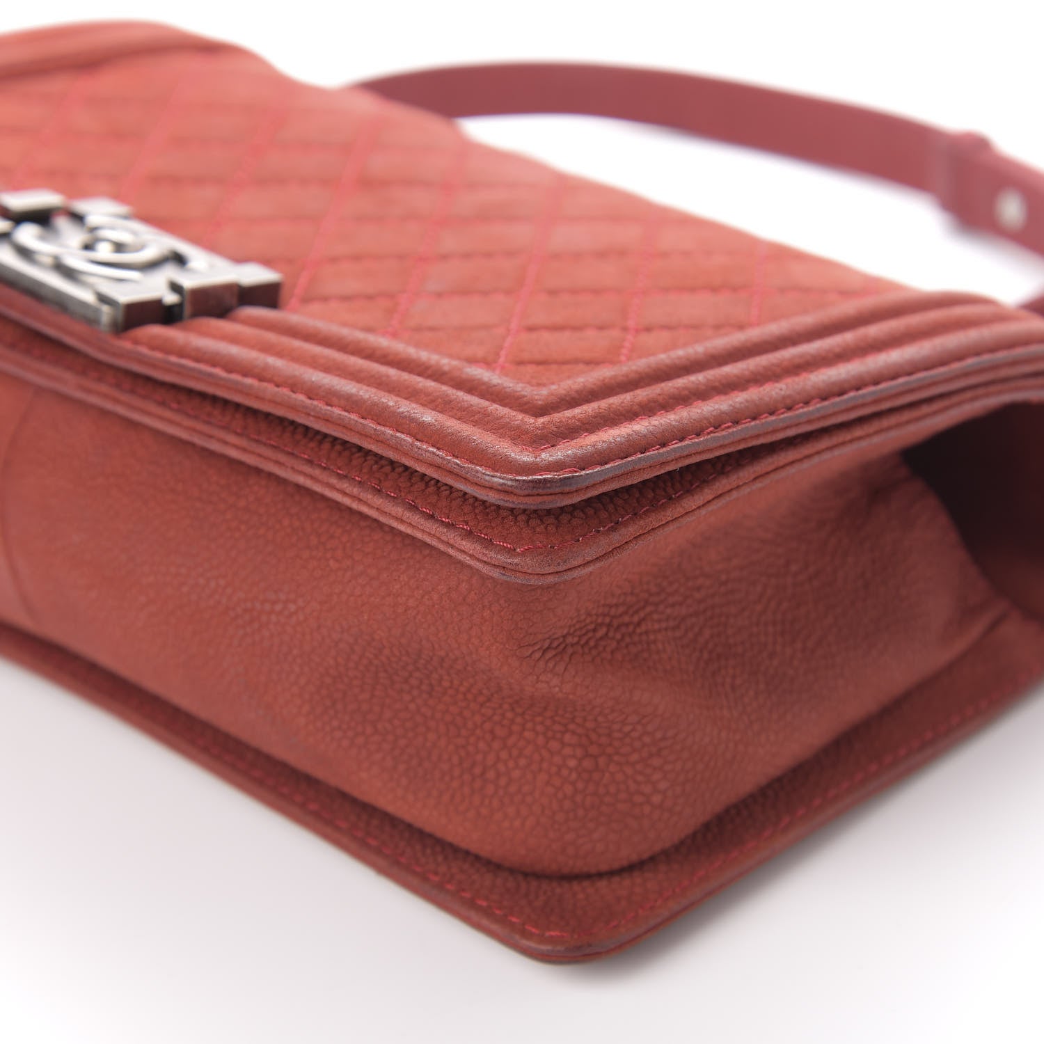 Chanel Iridescent Caviar Quilted Medium Boy Flap Red 10 of 12