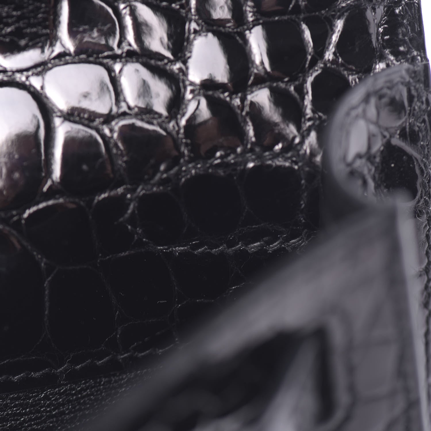 Hermes Shiny Porosus Crocodile Kelly Cut Pochette Black 24 of 31