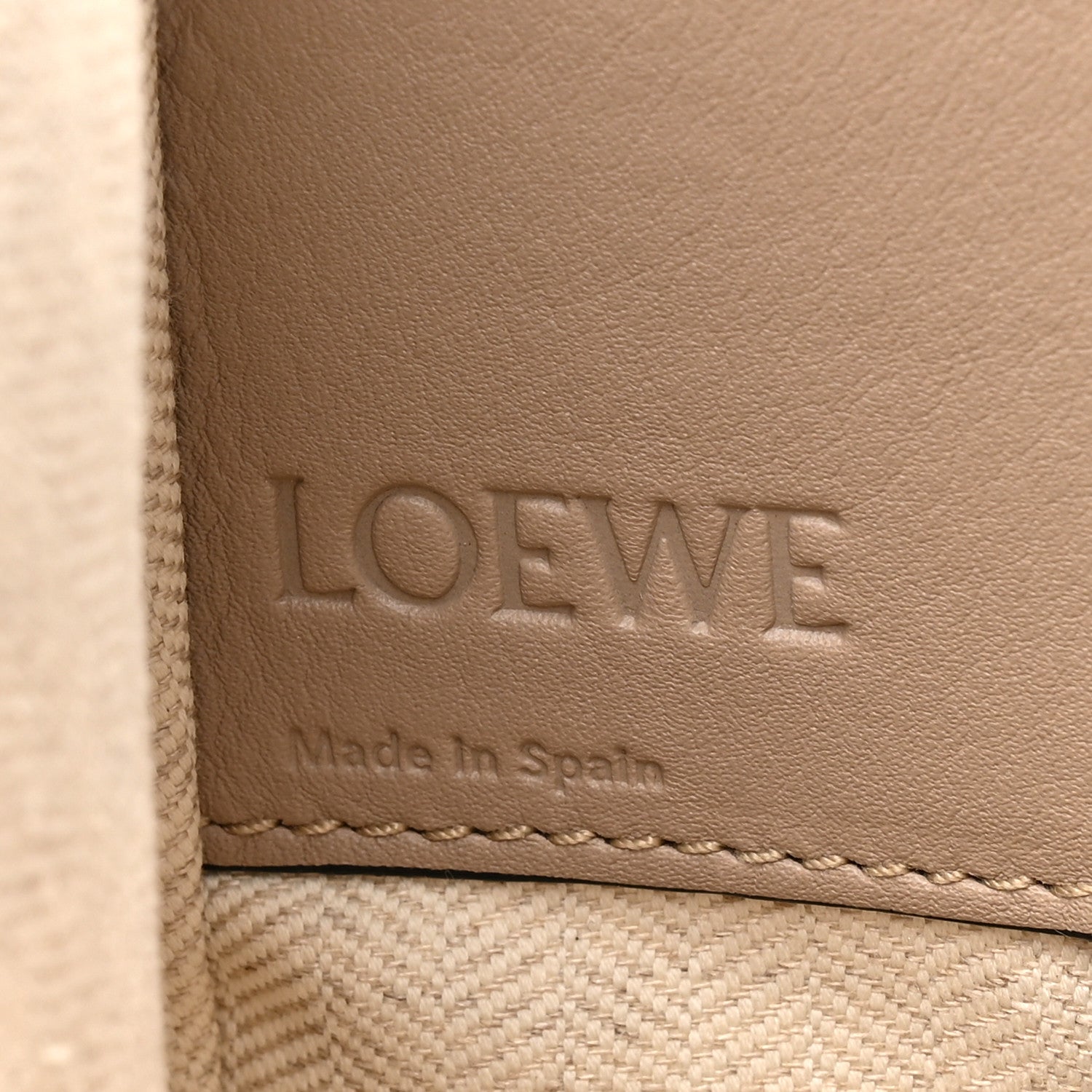 Loewe Calfskin Small Hammock Shoulder Bag Avocado Green Sand 5 of 10