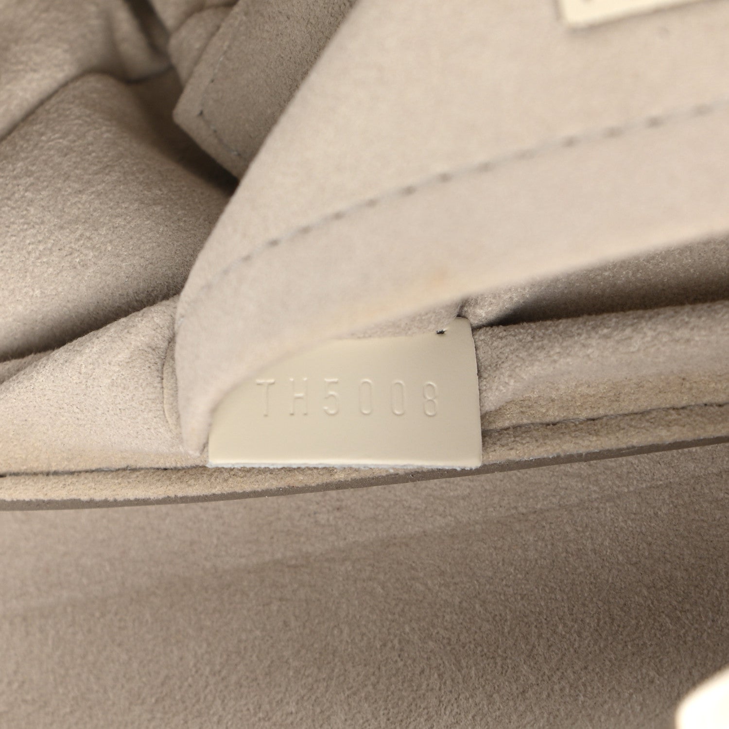 Louis Vuitton Epi Montaigne Clutch Ivory 7 of 15