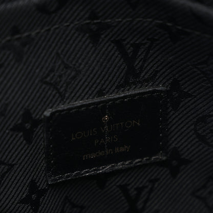 Louis Vuitton Lambskin Riveting Black 6 of 9