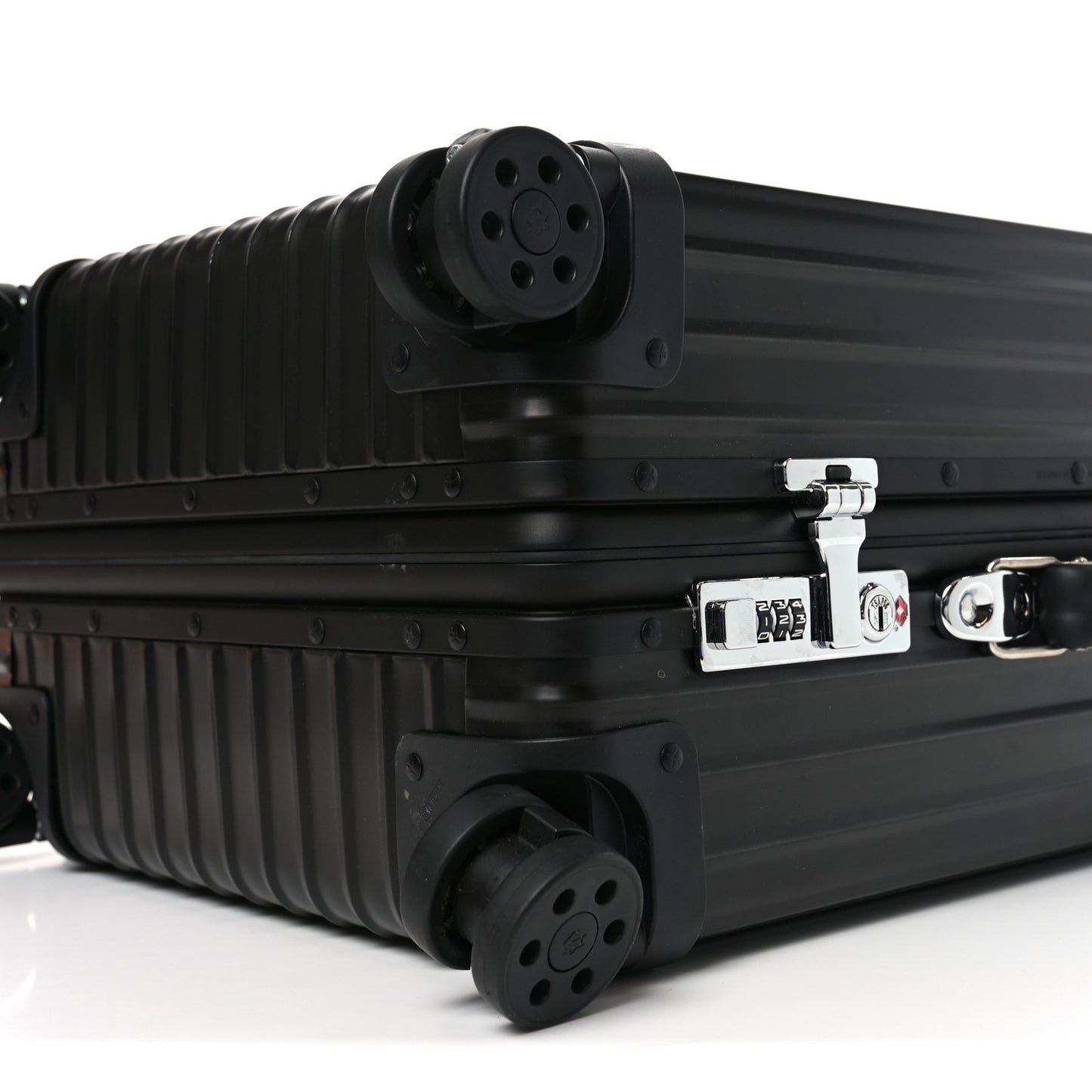 Aluminum Classic Cabin Black