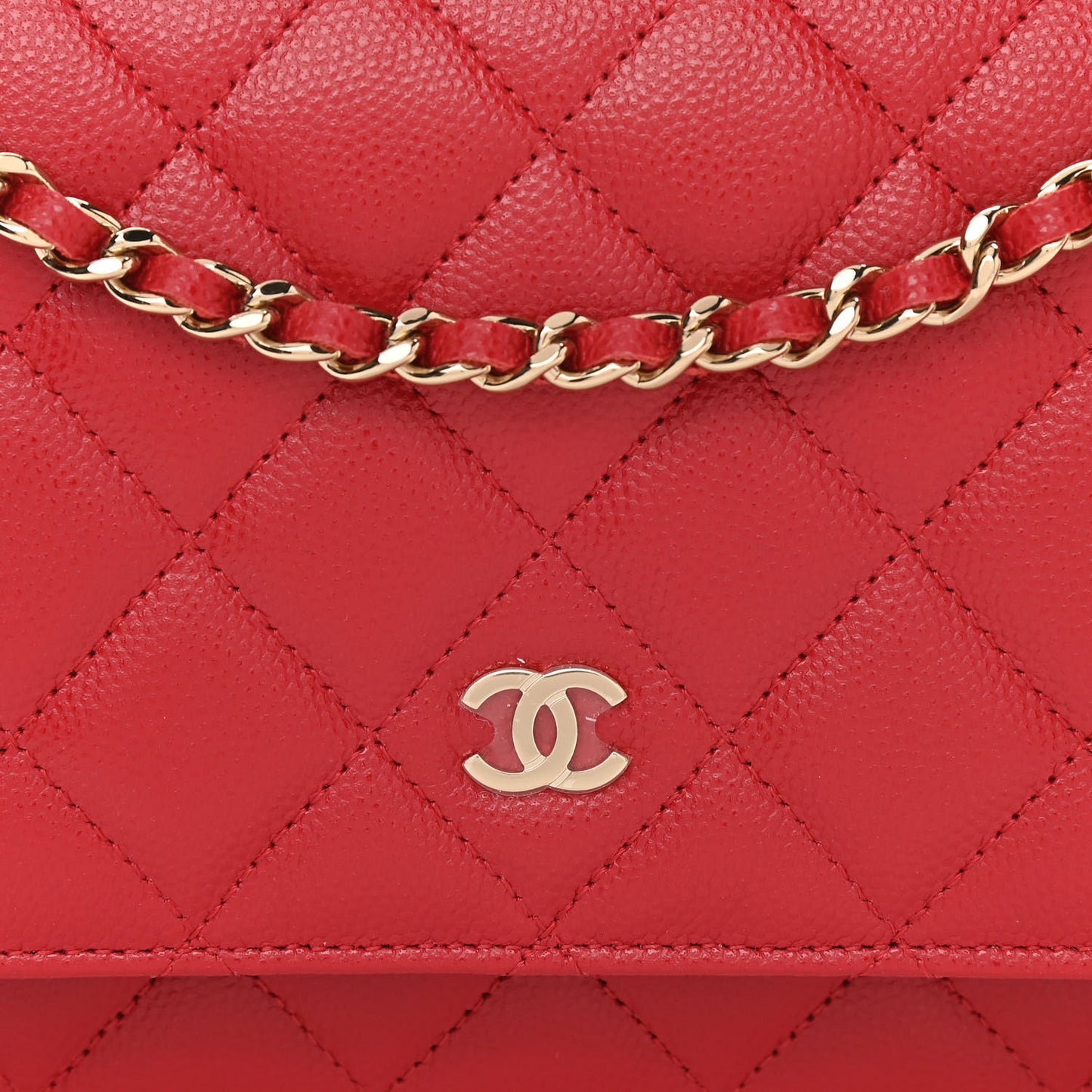 Caviar Quilted Wallet On Chain WOC Red