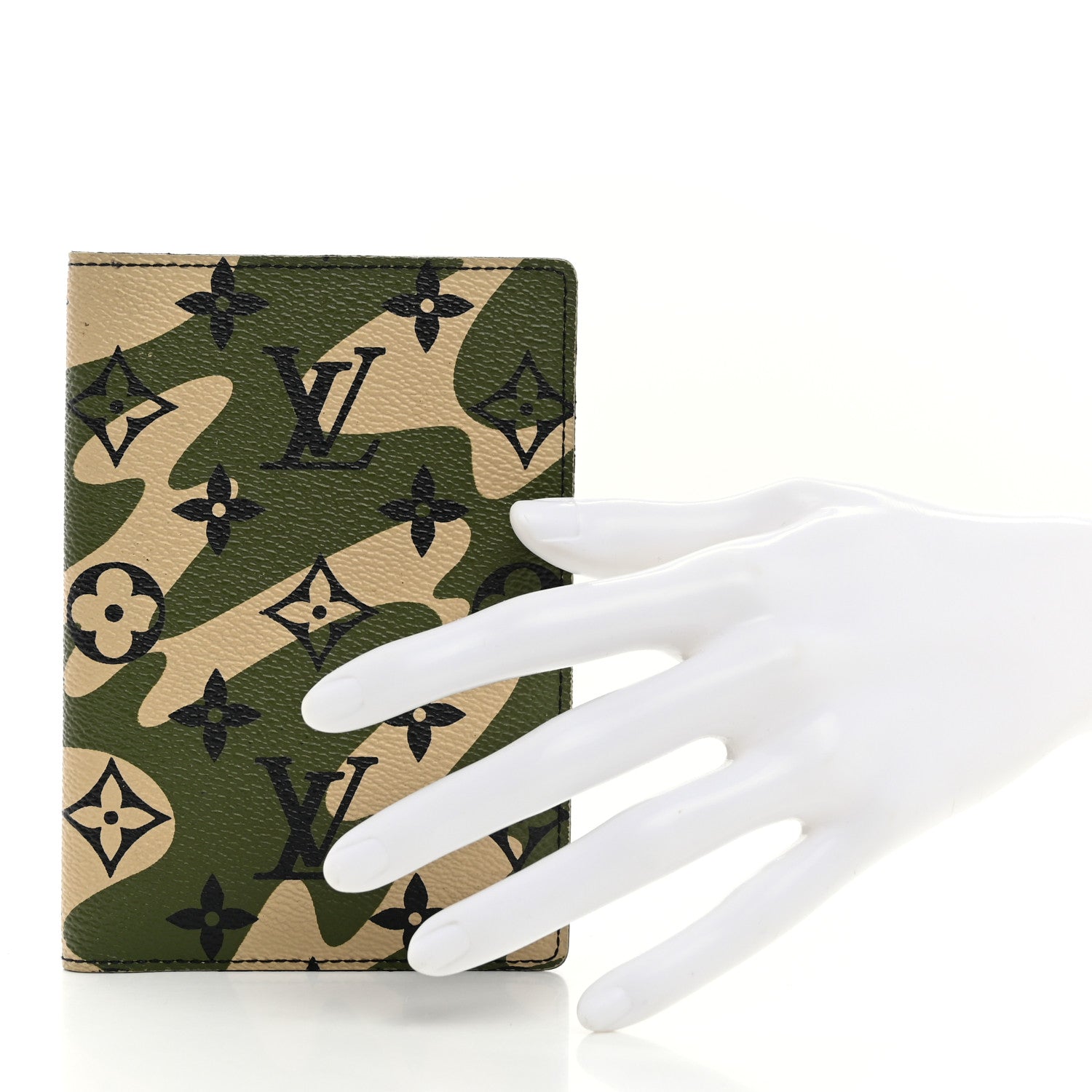 Louis Vuitton Monogramouflage Passport Cover 2 of 7