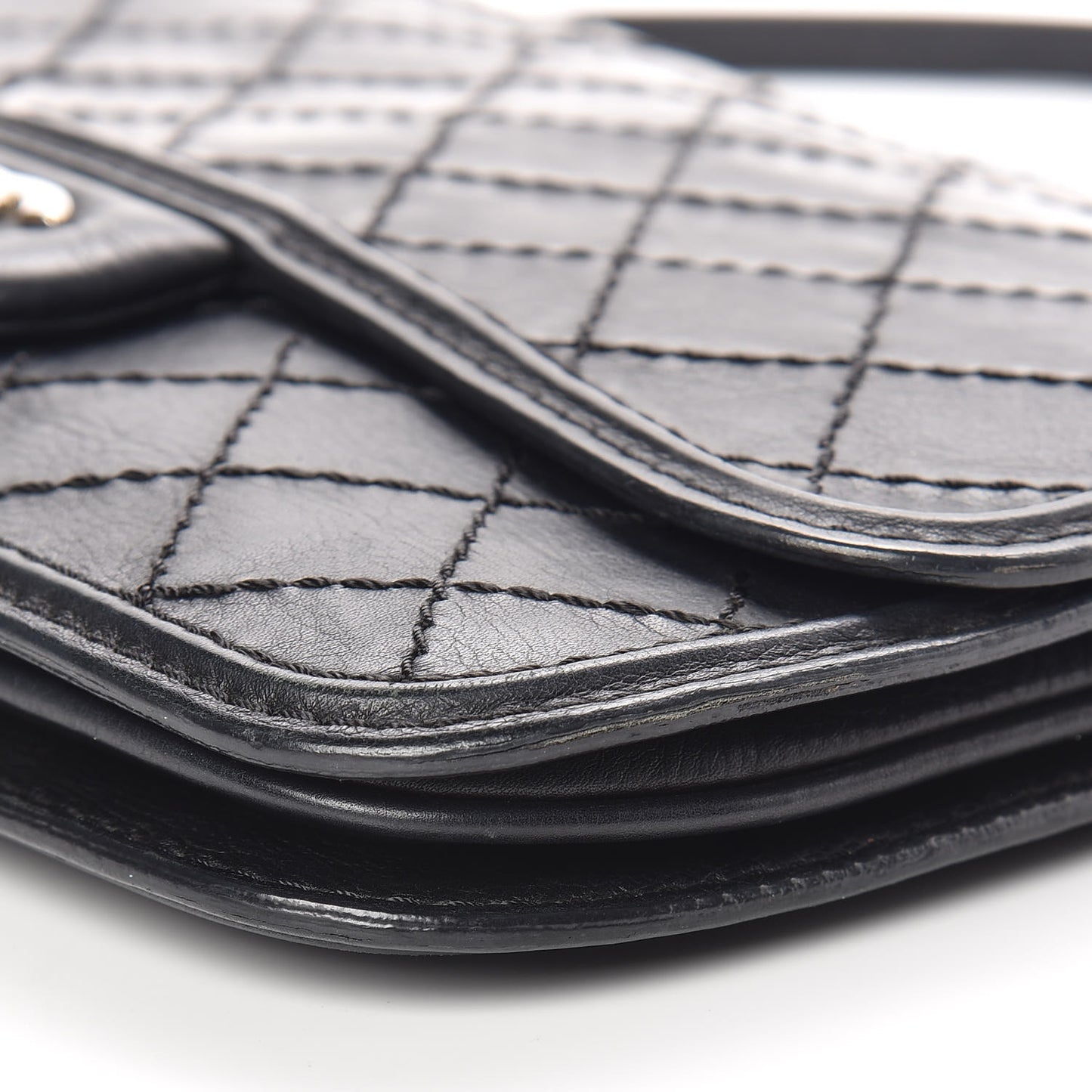 Calfskin Stitch Medium Flap Black