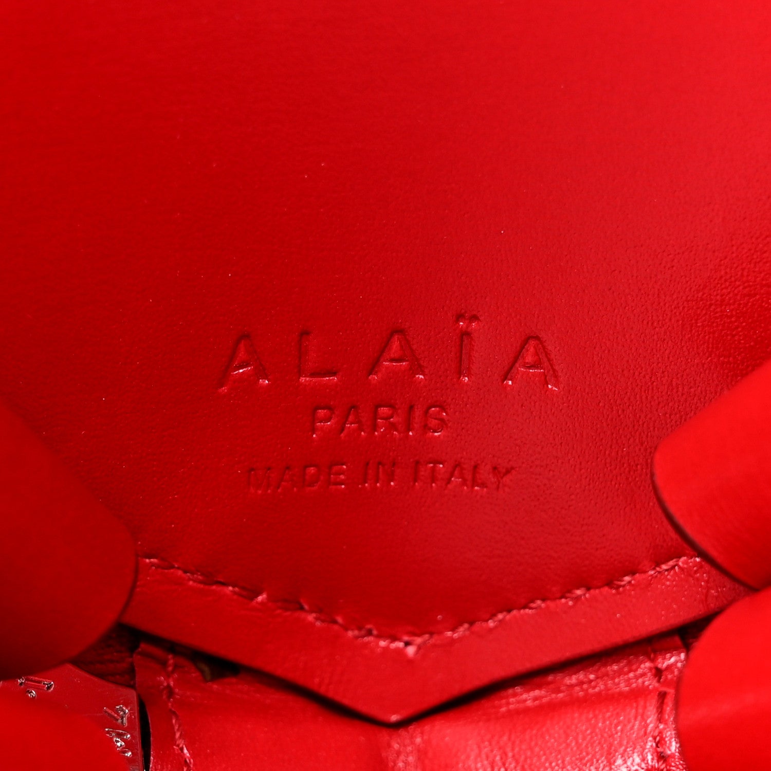 Alaia Lux Calfskin Le Coeur Bag Lacquer Red 6 of 10