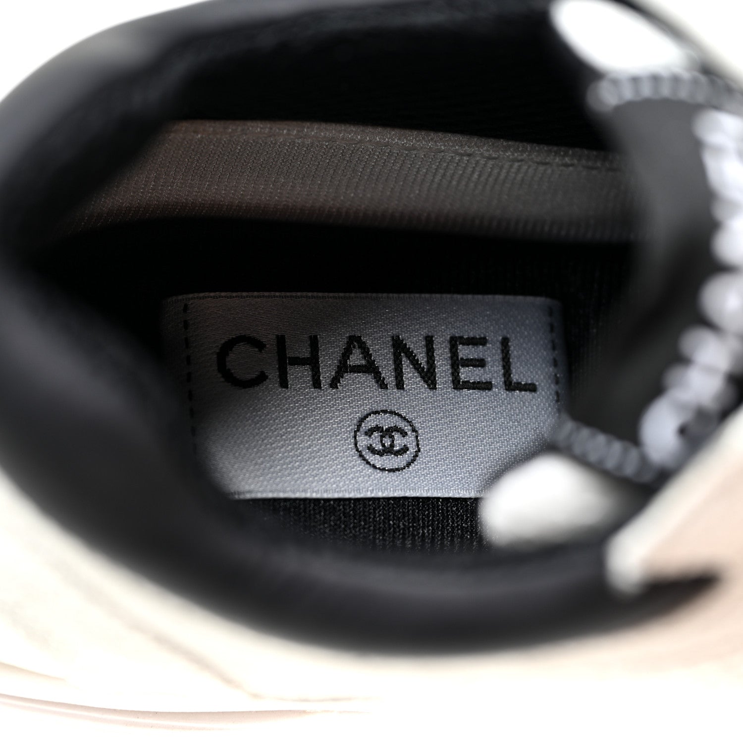 Chanel Mesh Suede Calfskin Grained Calfskin Womens CC Sneakers 35 White Black 9 of 10