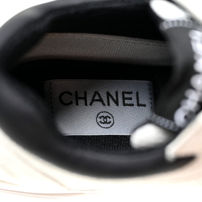 Chanel Mesh Suede Calfskin Grained Calfskin Womens CC Sneakers 35 White Black 9 of 10