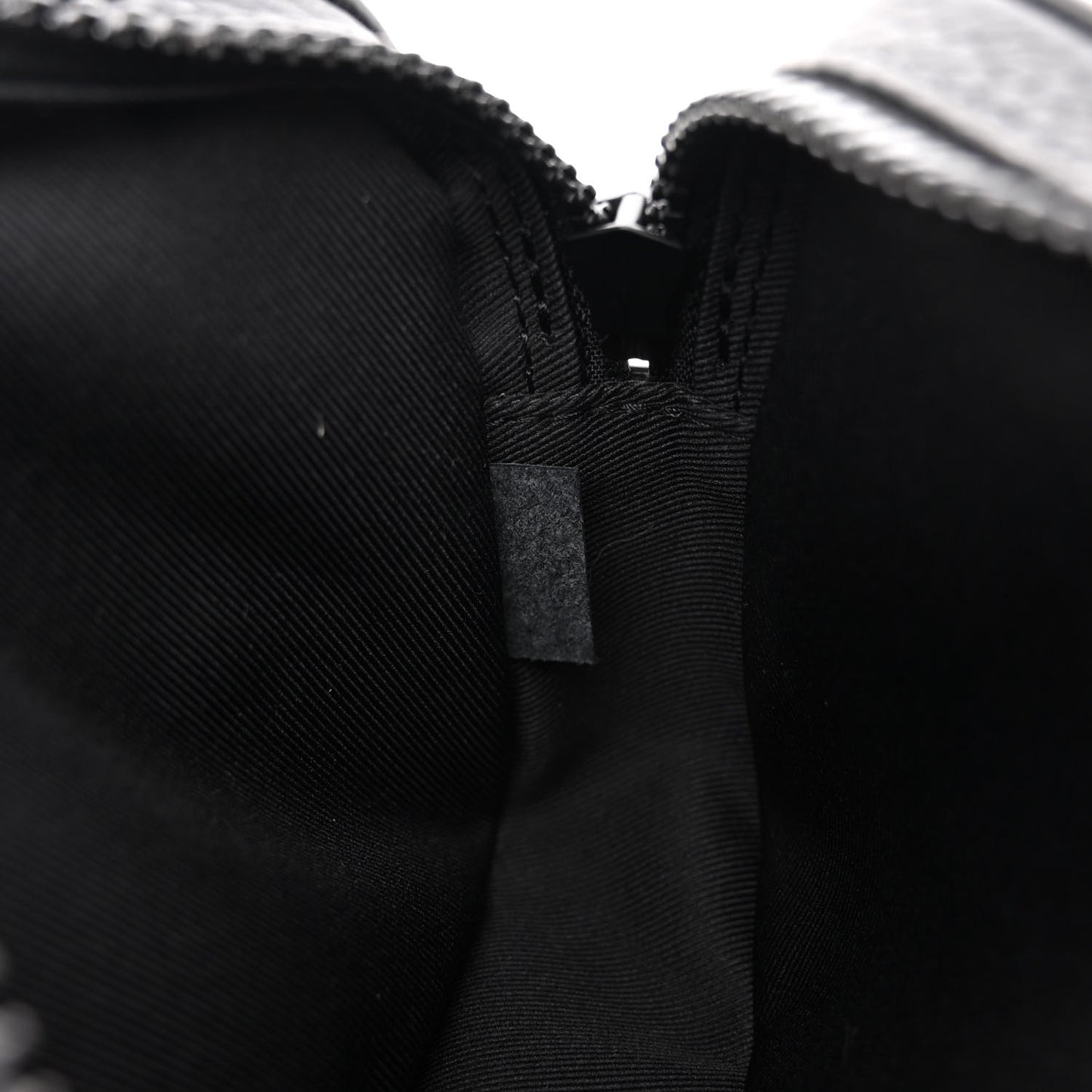 Taurillon Monogram Uniformes Solar Ray Soft Pochette Volga Belt Bag Black