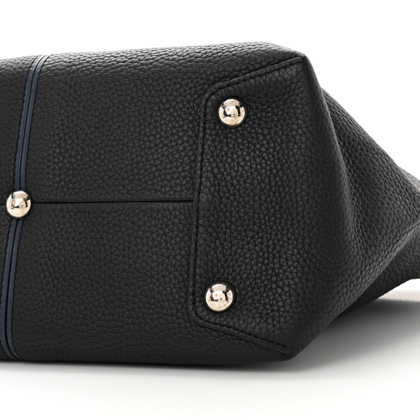 Taurillon Pernelle Black
