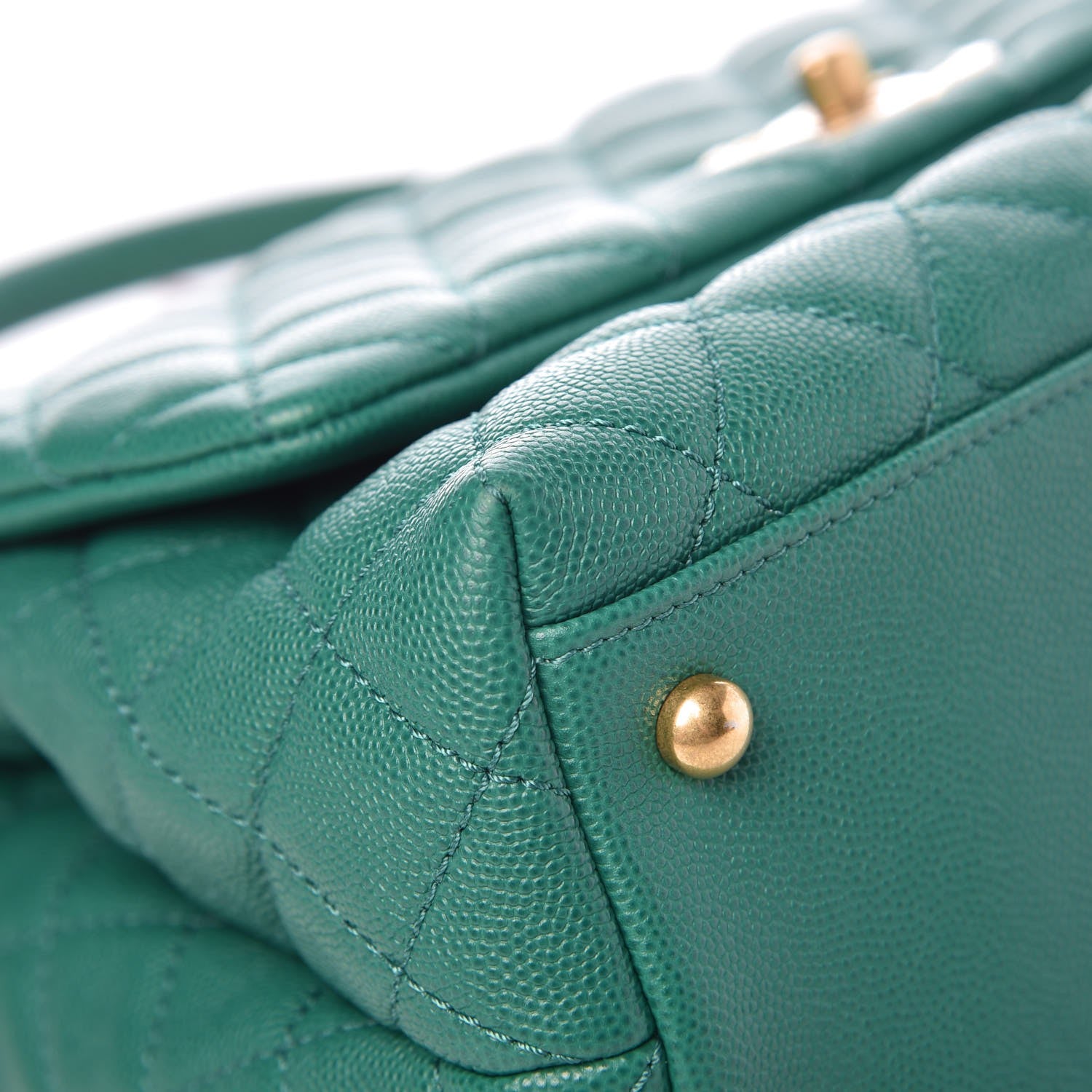 Chanel Caviar Quilted Small Coco Handle Flap Green 15 of 26