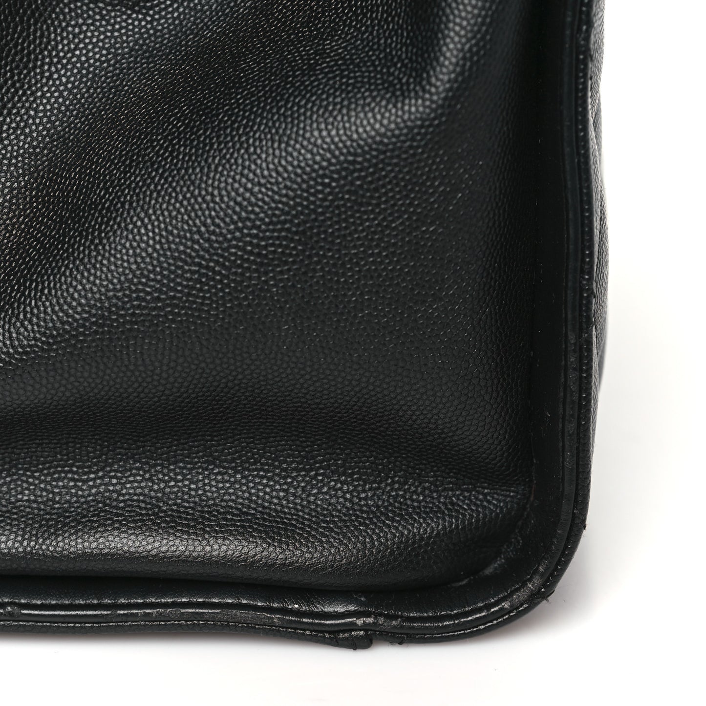 Caviar Quilted Medium CC Bucket Bag Black