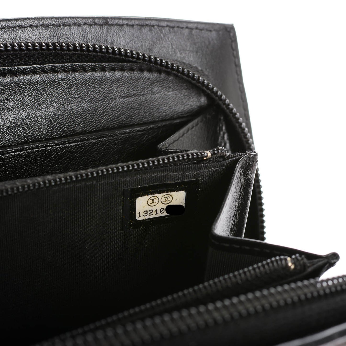 Patent Trousse Maquil Wallet Black