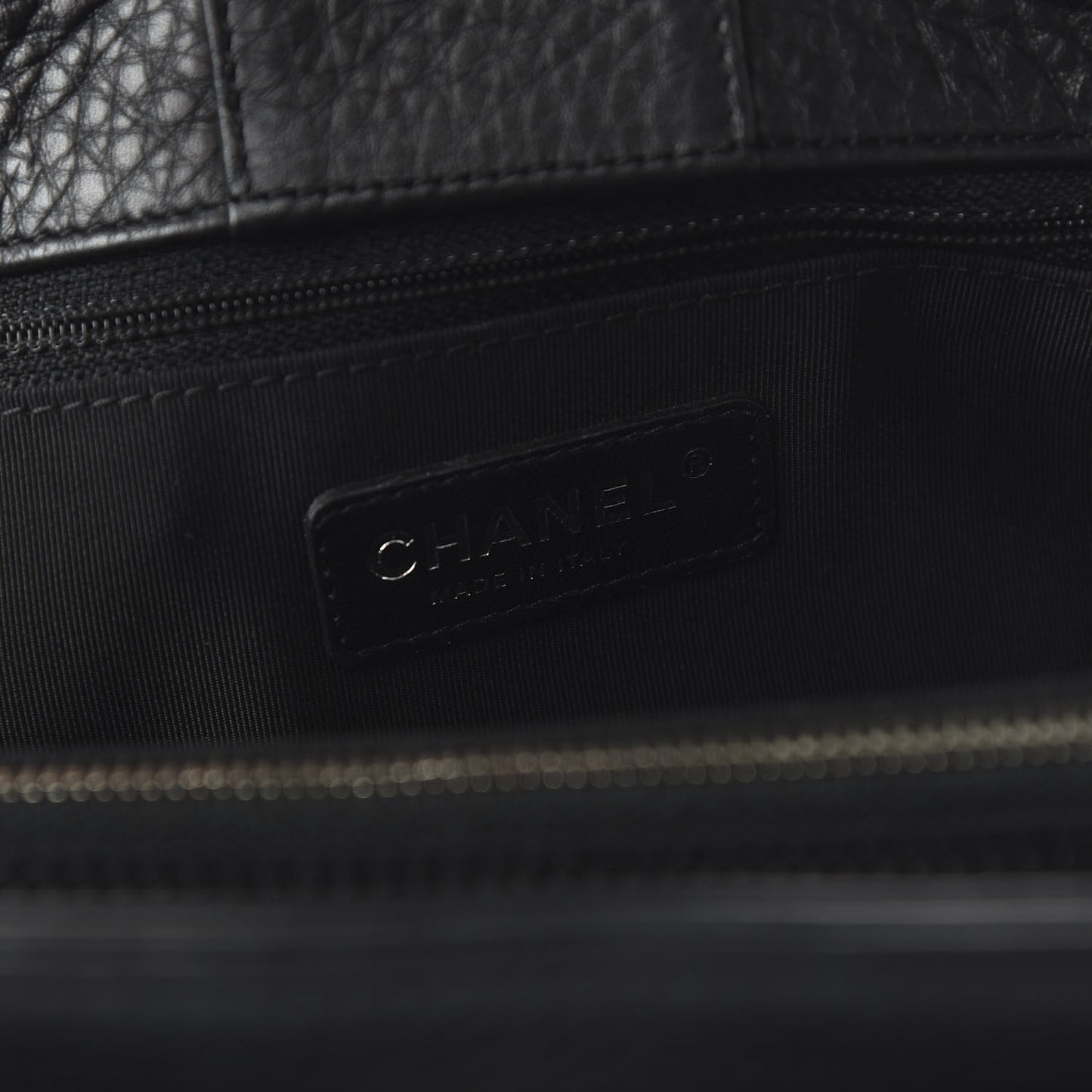 Deerskin Cerf Executive Shopper Tote Black