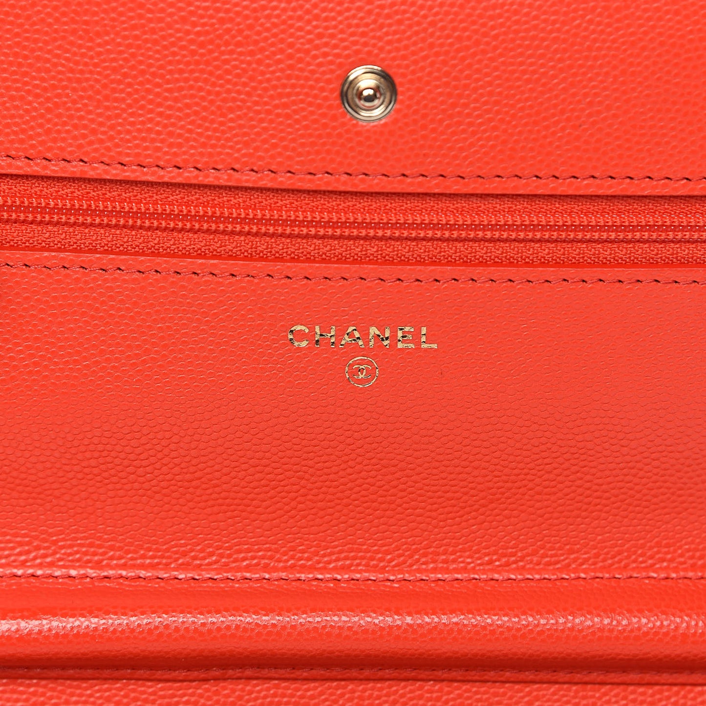 Caviar Quilted Wallet on Chain WOC Red