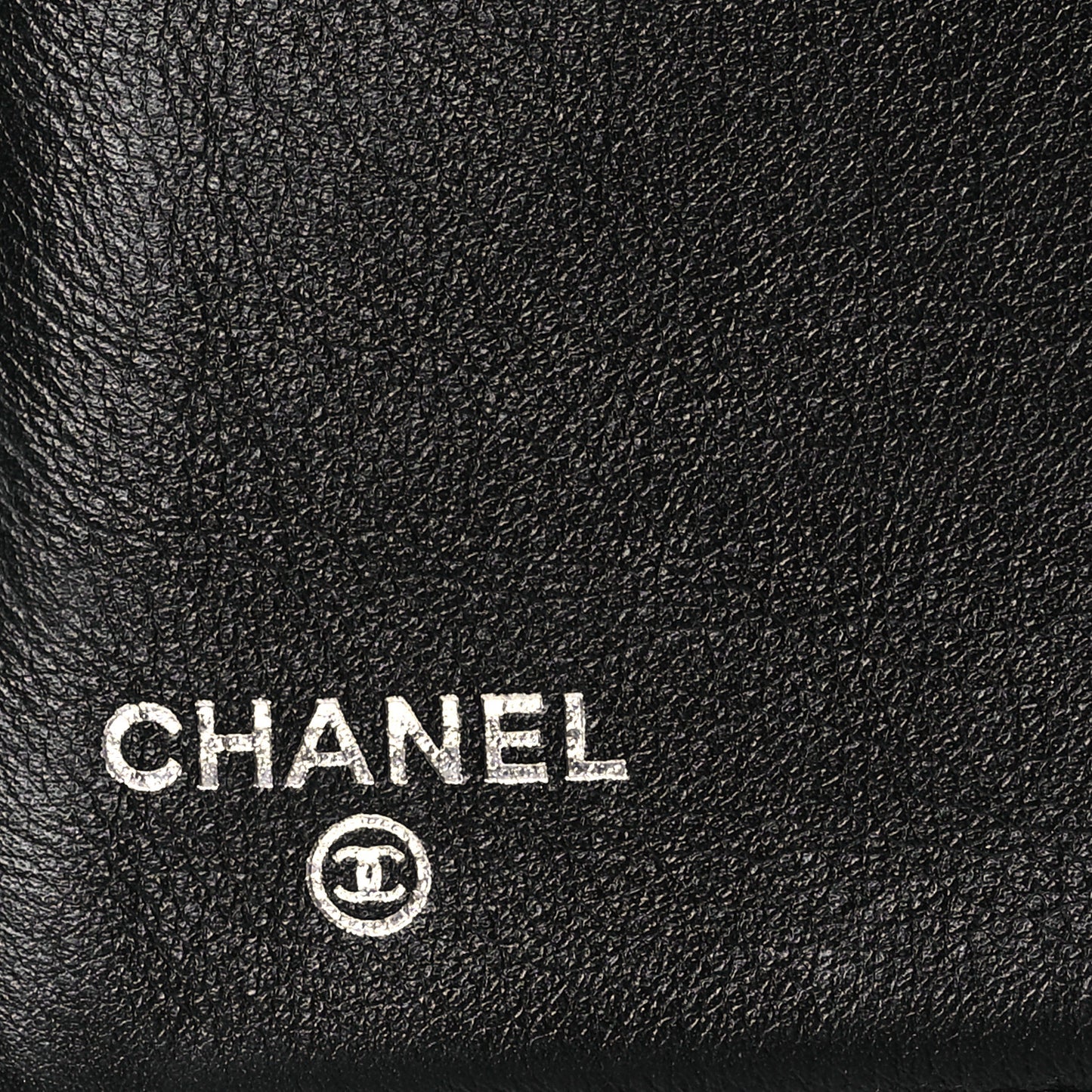 Patent Quilted Brilliant Zipped Pocket Wallet Black