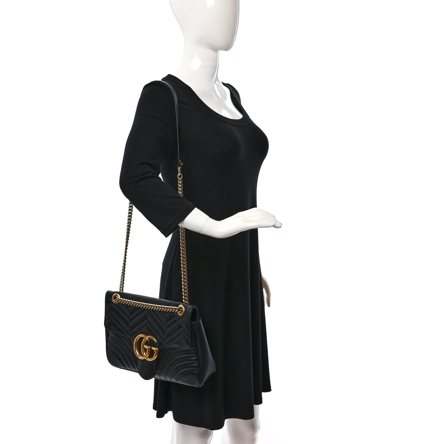 Calfskin Matelasse Medium GG Marmont Shoulder Bag Black