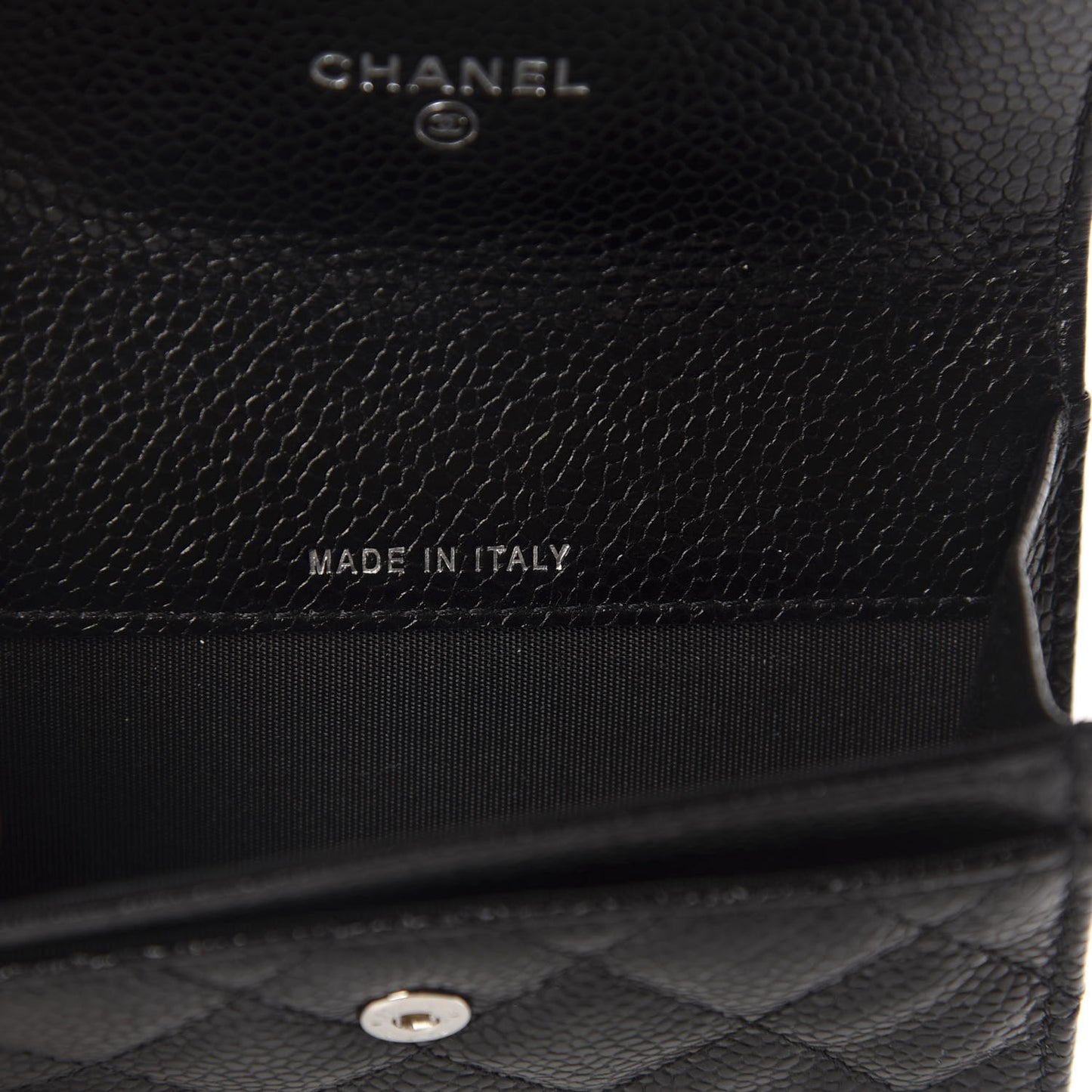 Caviar Quilted Incognito Flap Card Holder Black