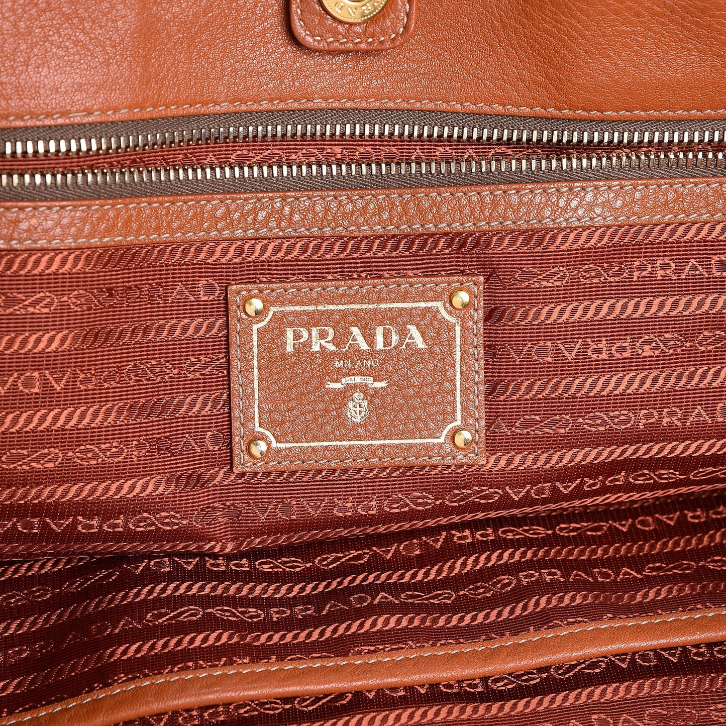 Vitello Daino Tote Caramel
