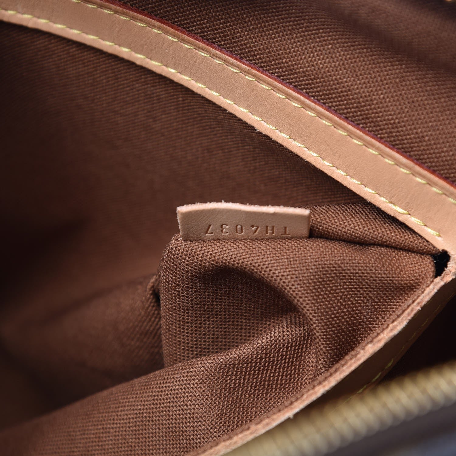 Louis Vuitton Monogram Carryall 8 of 20