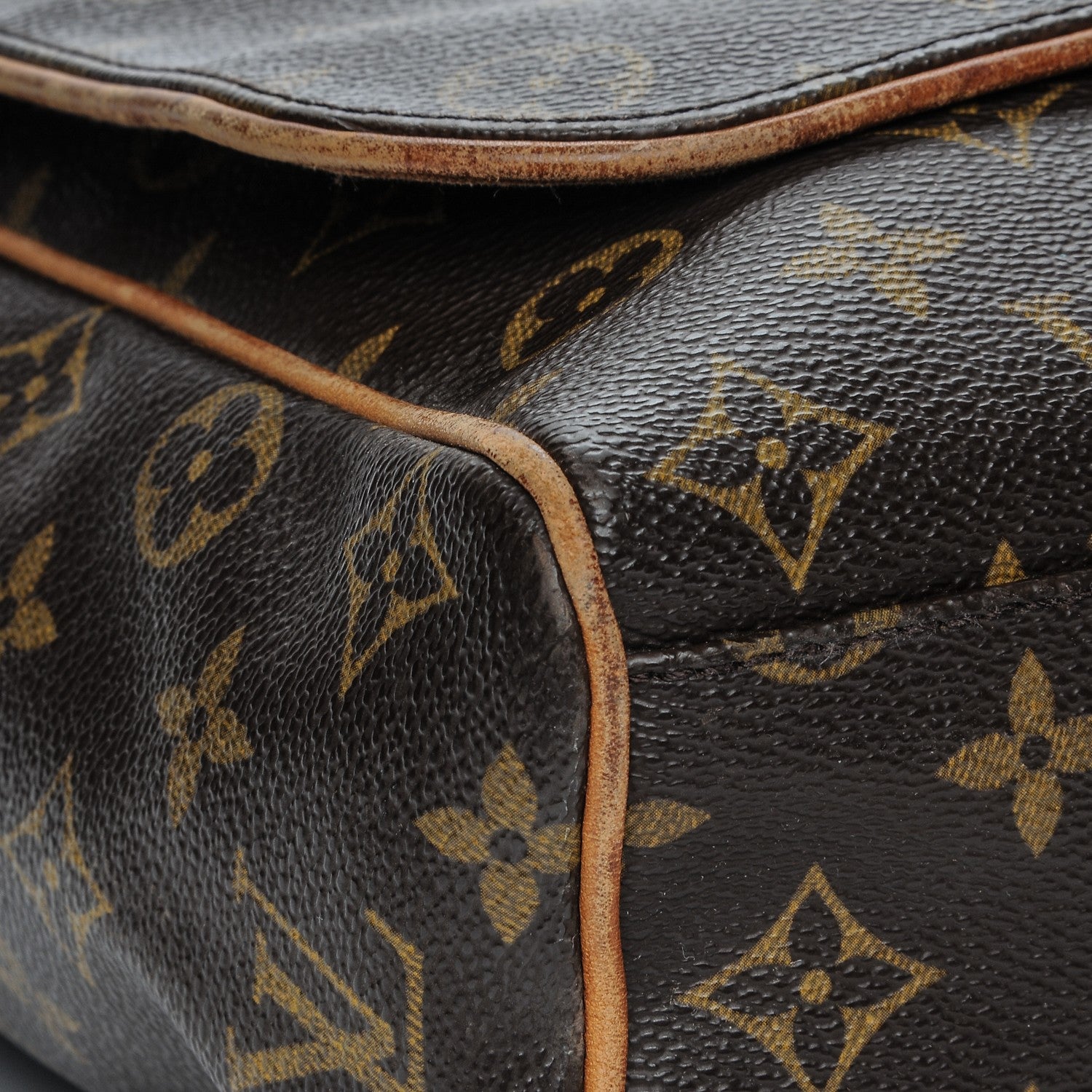 Louis Vuitton Monogram Abbesses Messenger Bag 8 of 12