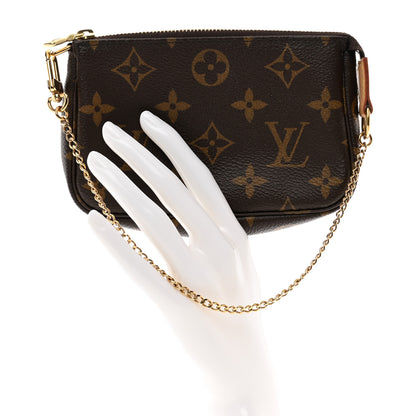 Louis Vuitton Monogram Mini Pochette Accessories 2 of 7