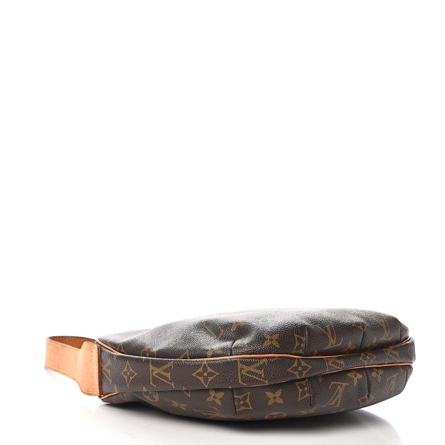 Monogram Croissant MM