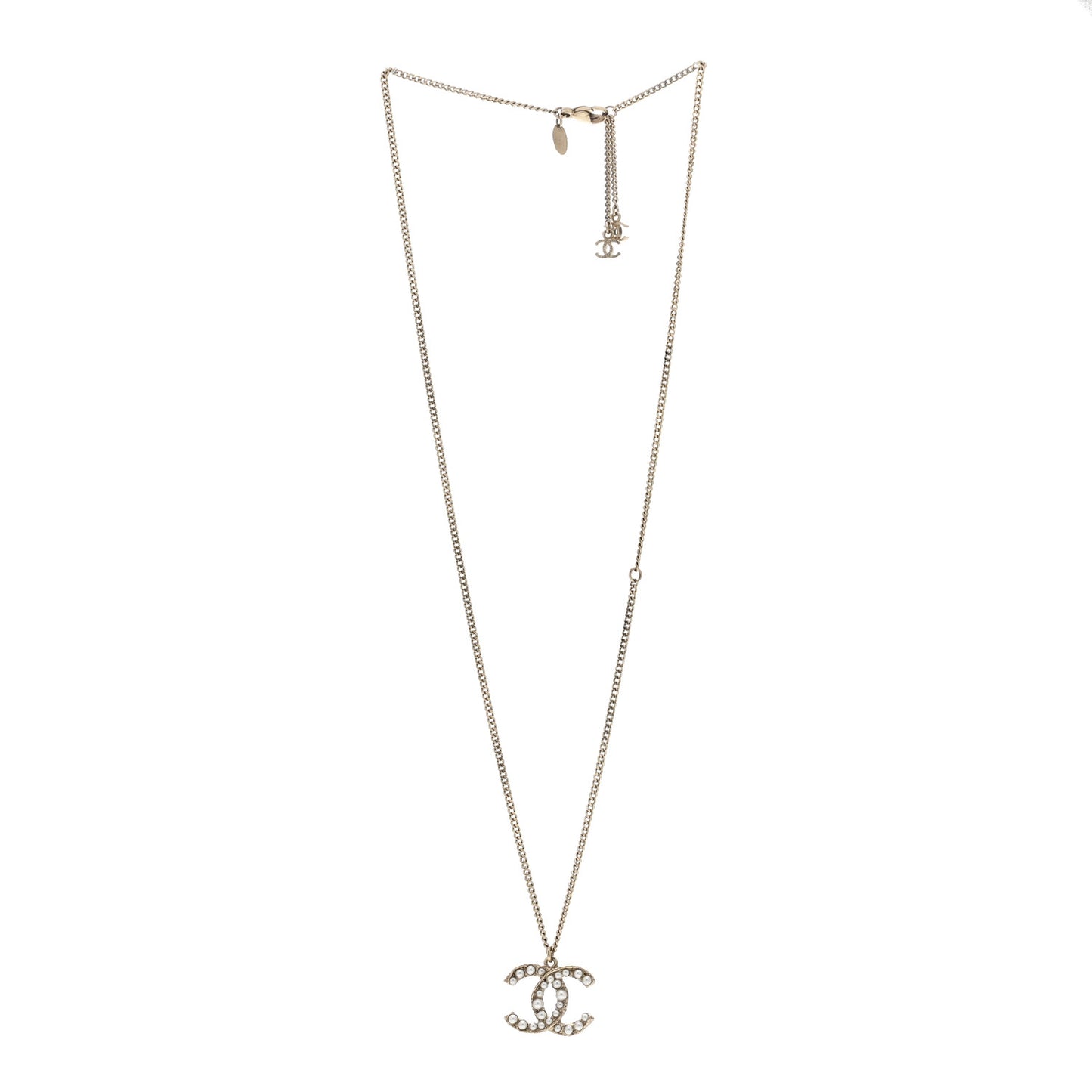 Pearl CC Pendant Necklace Light Gold