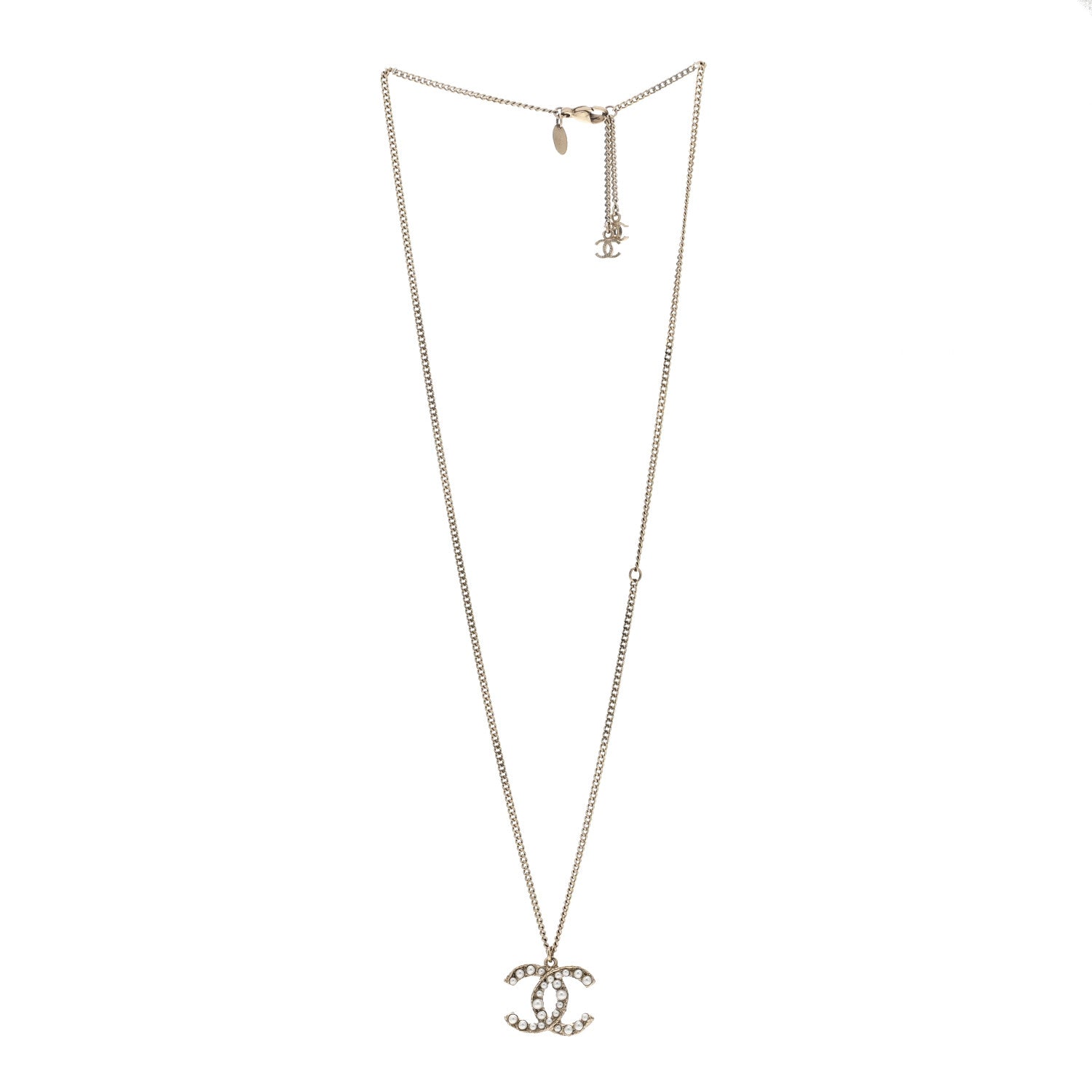 Chanel Pearl CC Pendant Necklace Light Gold 3 of 4