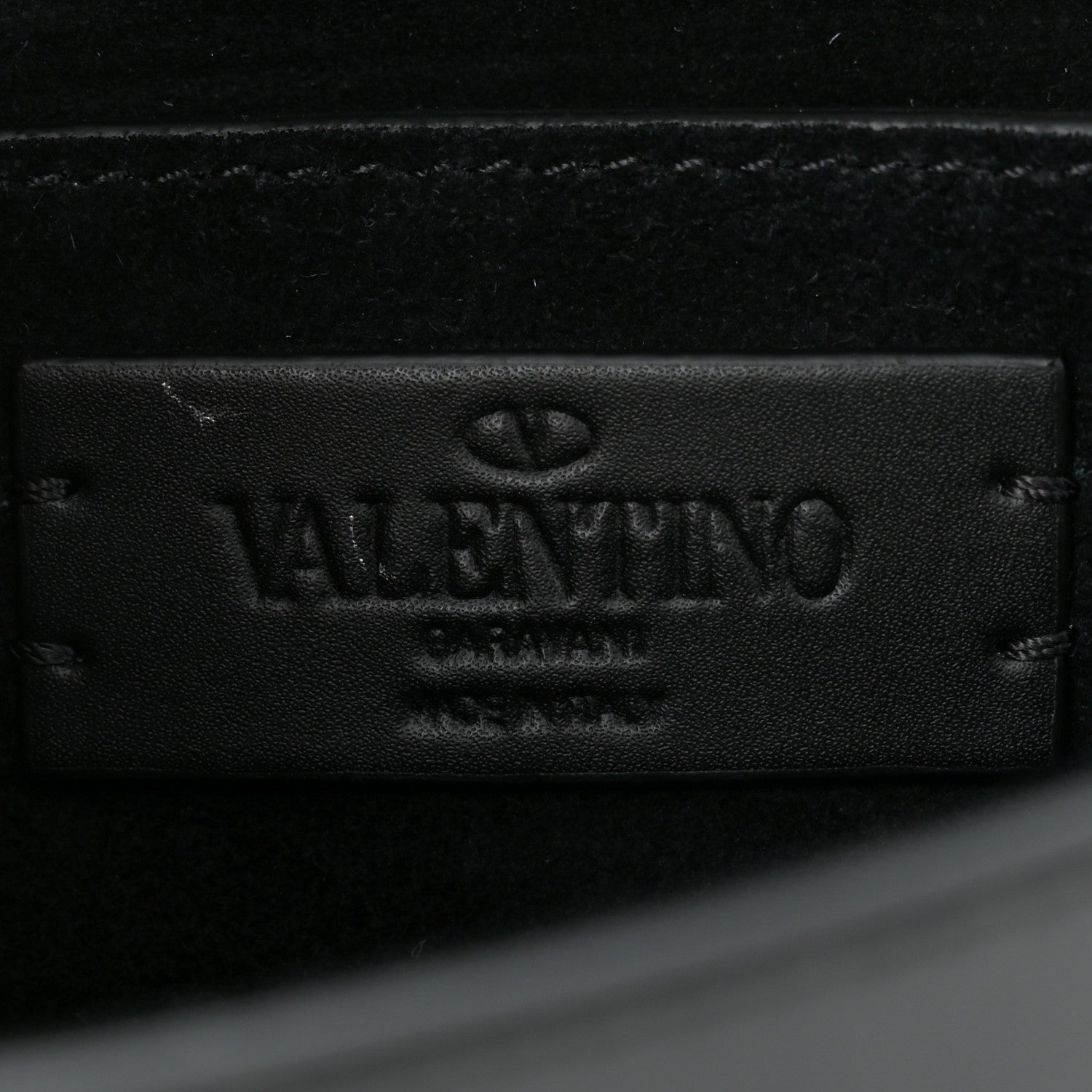 Valentino Garavani Calfskin Supervee Belt Bag Black 6 of 9