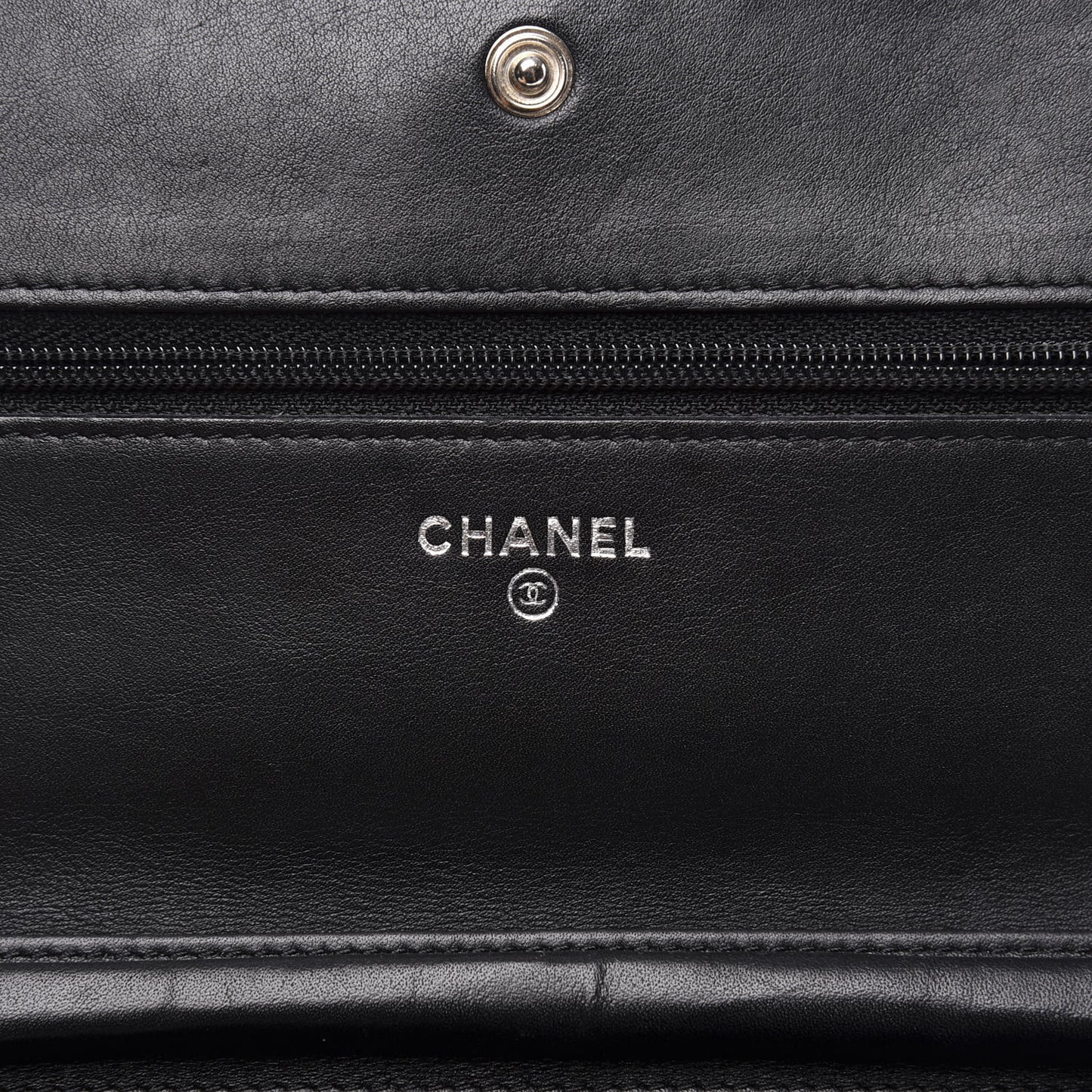 Lambskin Diamond Stitched Wallet On Chain WOC Black