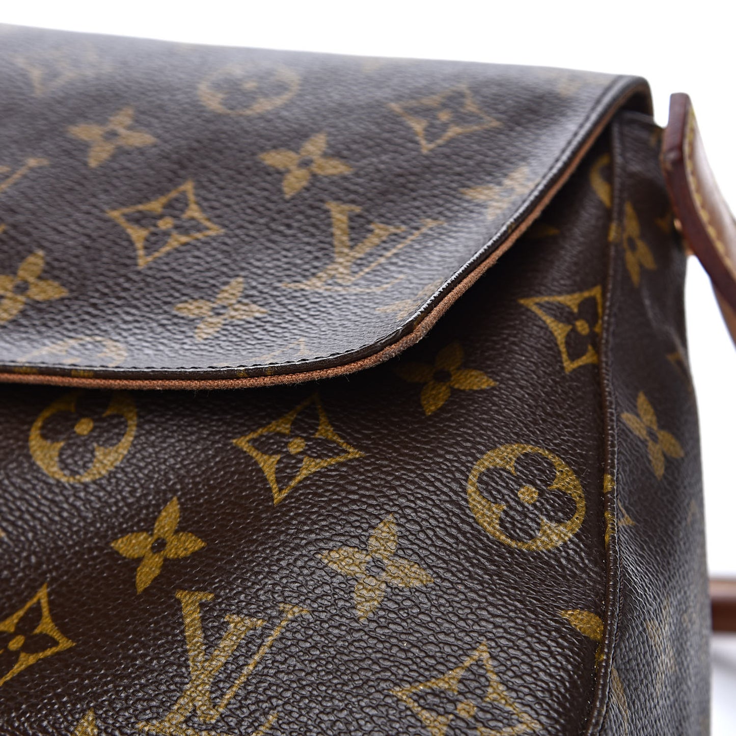 Monogram Mini Looping