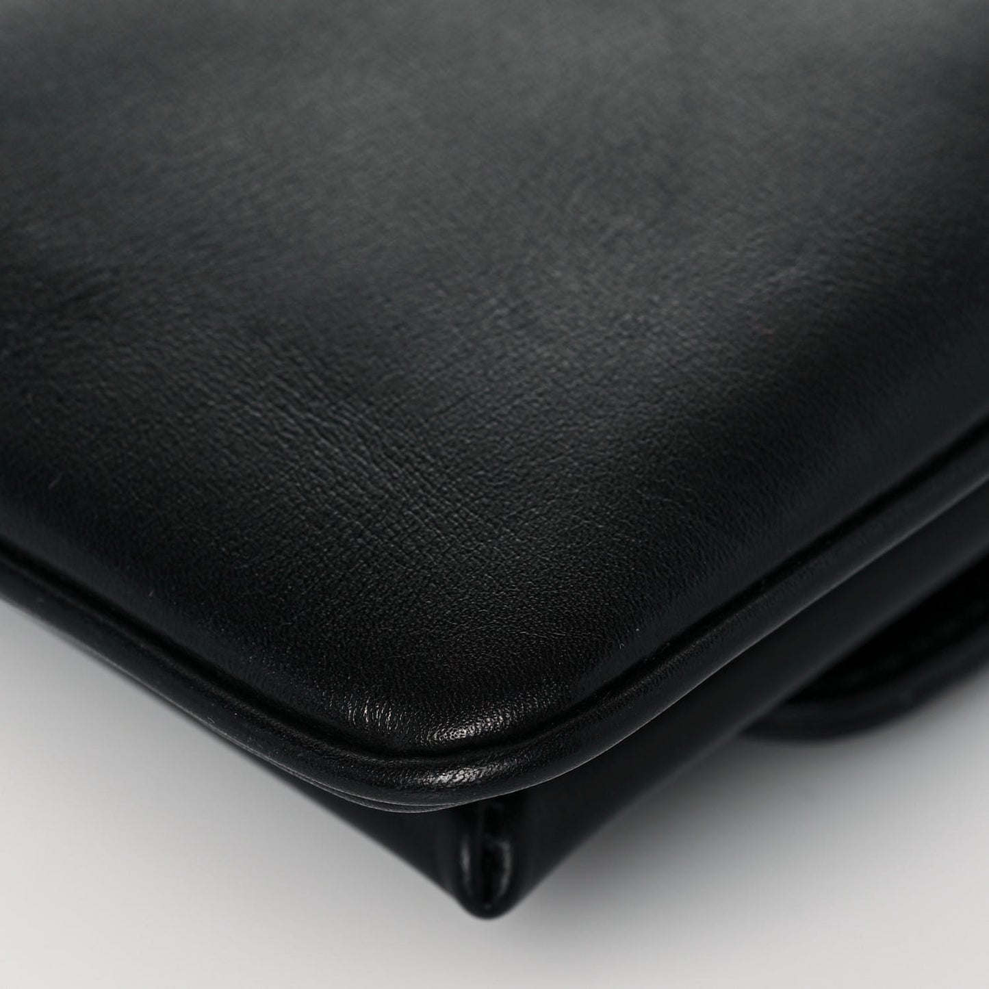 Vitello Palmellato Lux Small Arli Flap Shoulder Bag Black