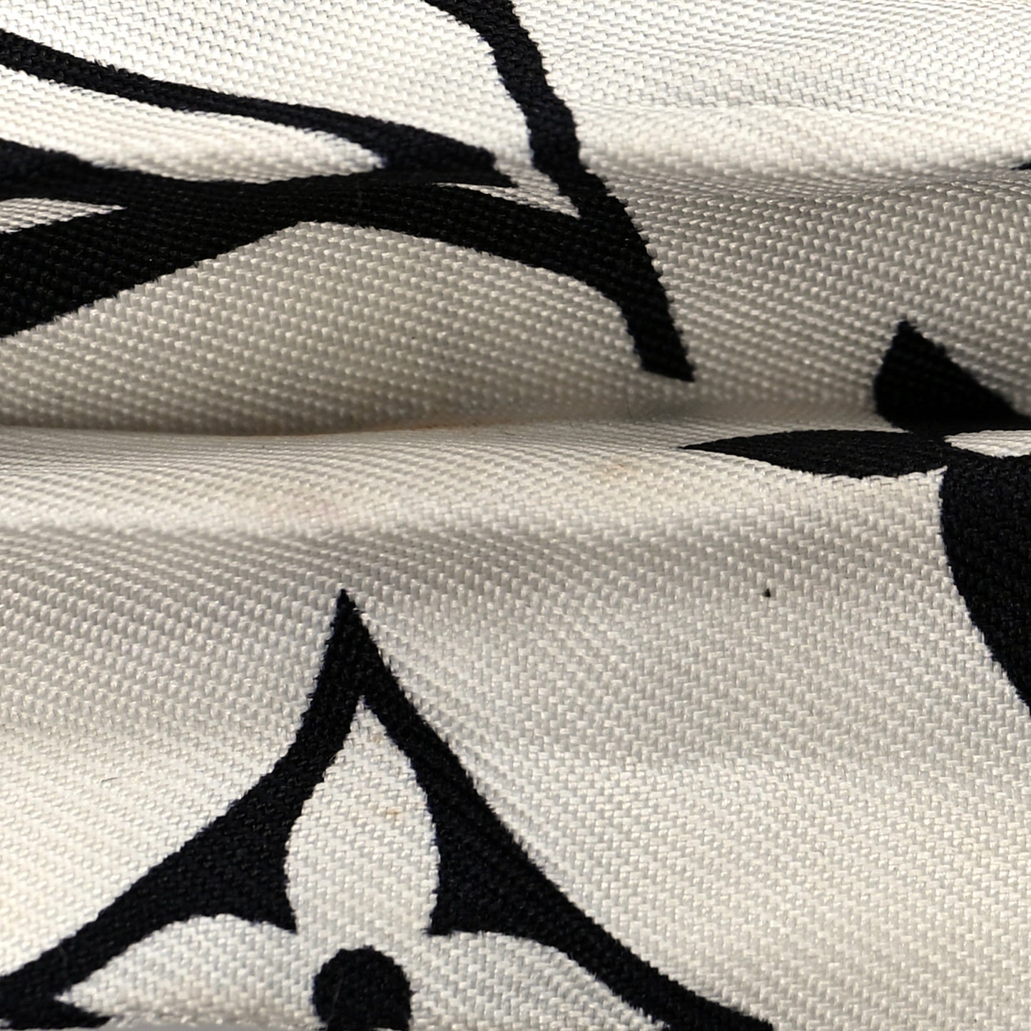 Silk Monogram Confidential Bandeau Black