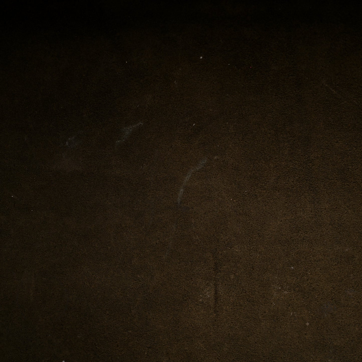 Grained Calfskin Medium Phantom Luggage Taupe