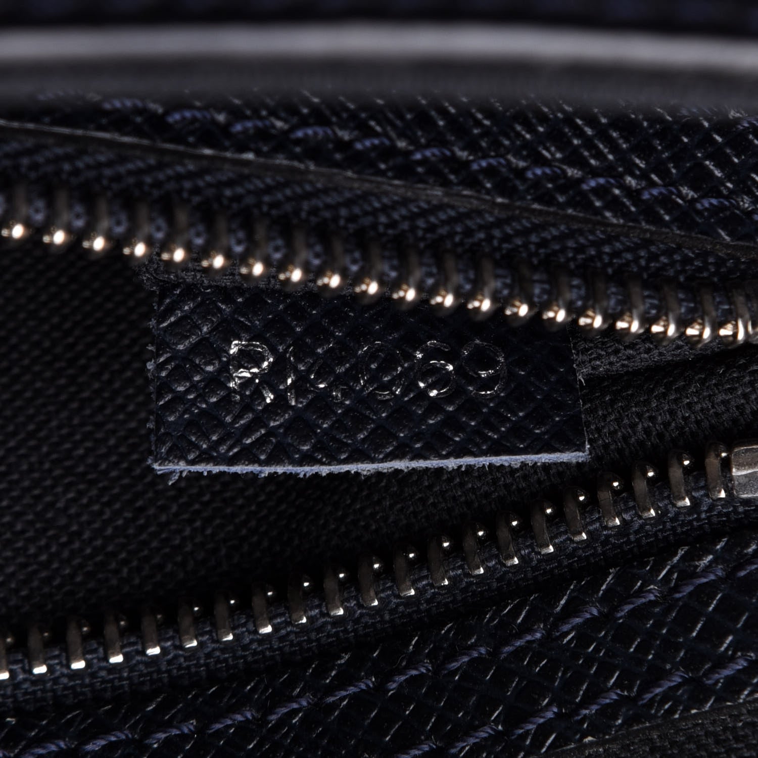 Louis Vuitton Taiga Vassili GM Briefcase Boreal 6 of 9