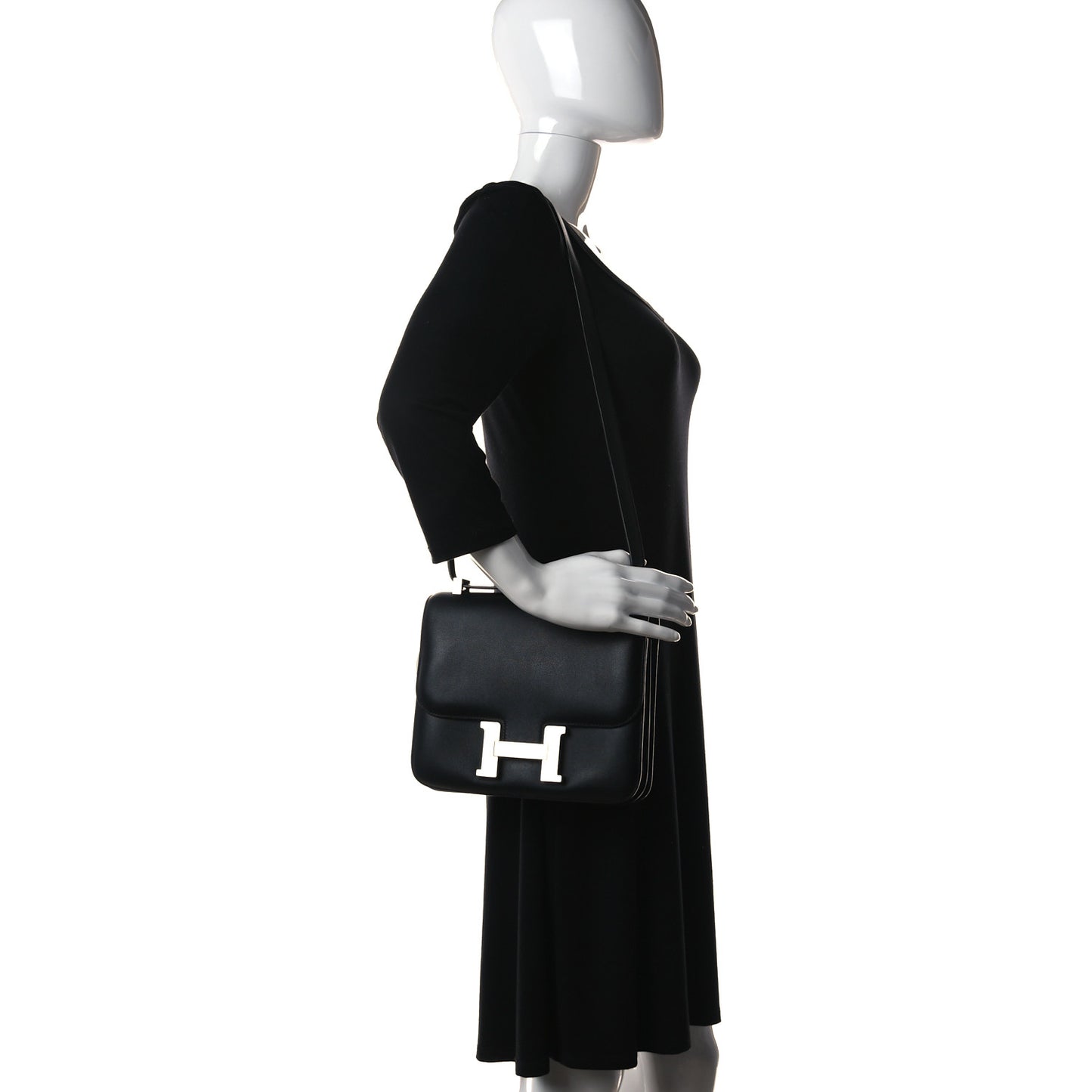 Swift Constance 24 Black