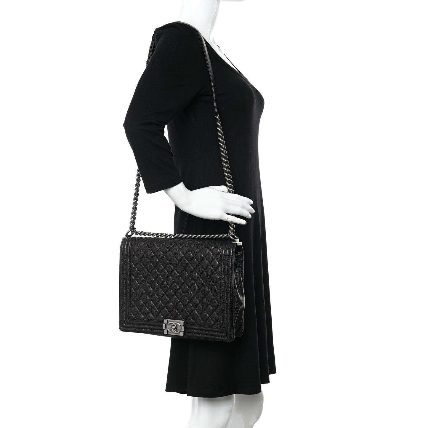 Caviar Quilted Large Boy Flap Black