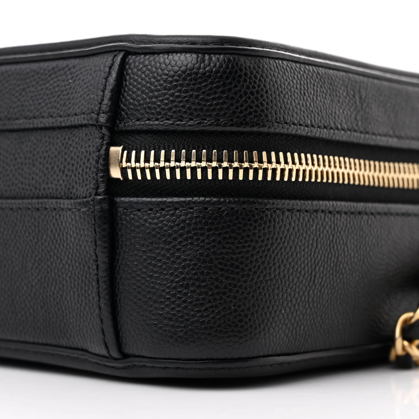 Caviar Quilted Small CC Filigree Vanity Case Black