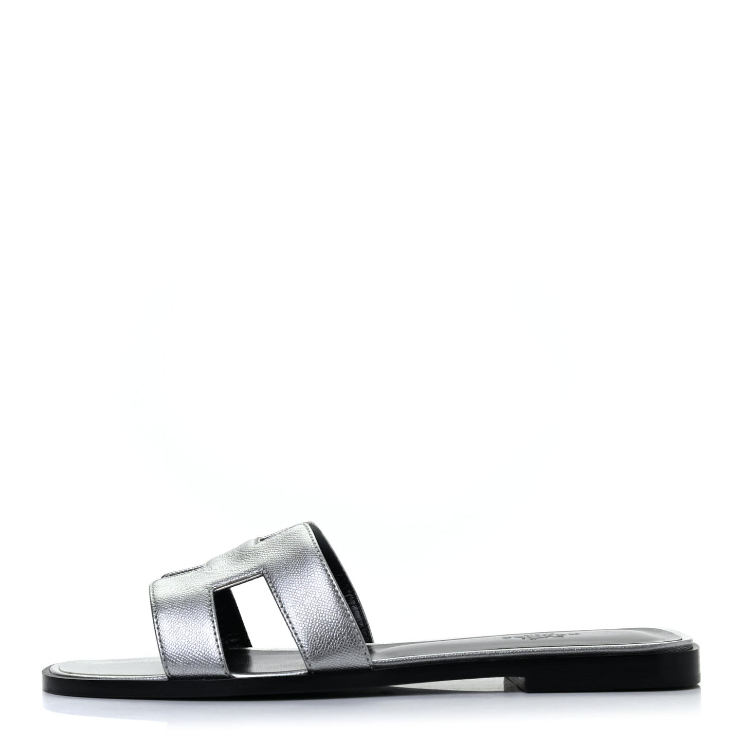 Metallic Epsom Oran Sandals 38 Gris Argente