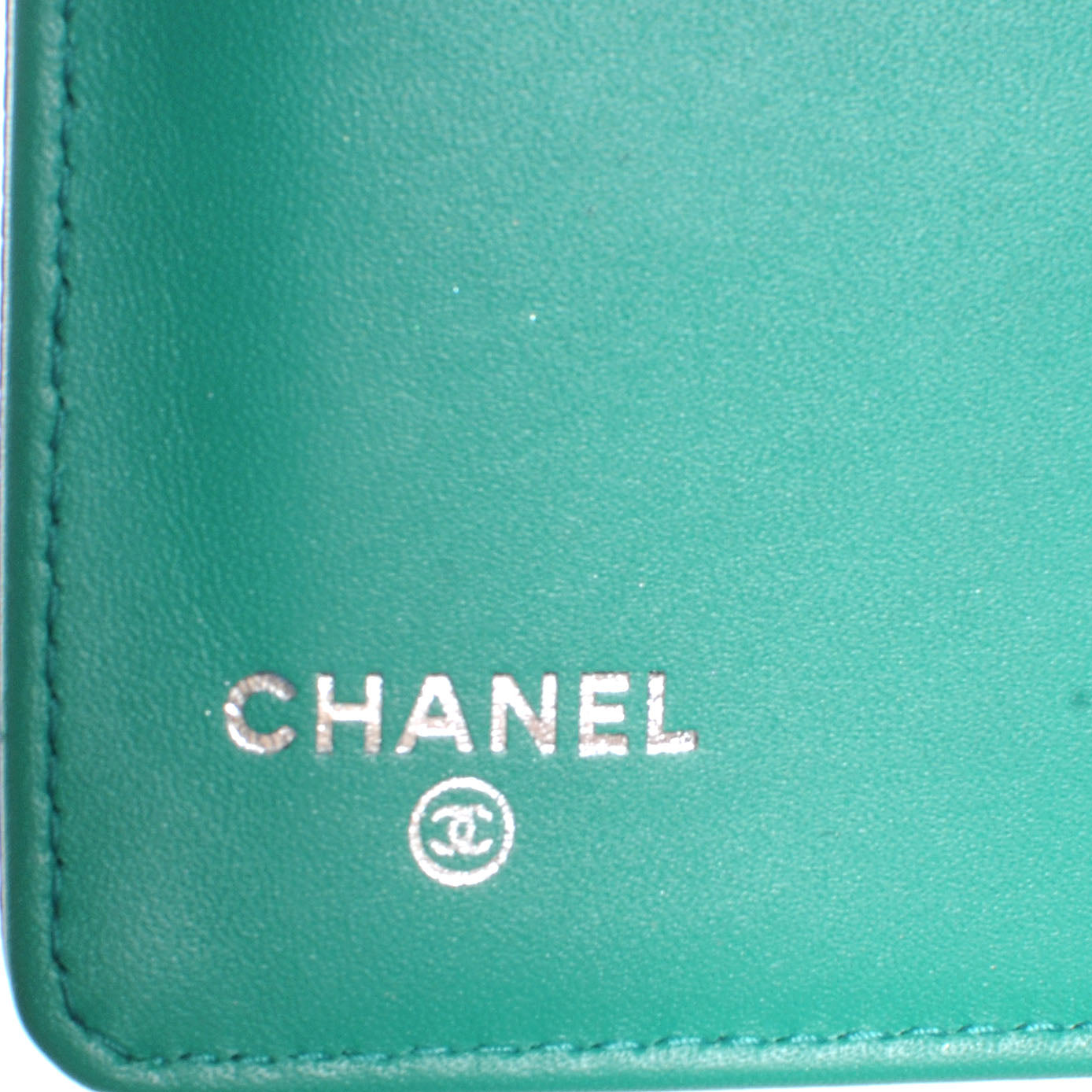 Chanel Caviar Yen Wallet Bi-Color Blue and Green 7 of 8