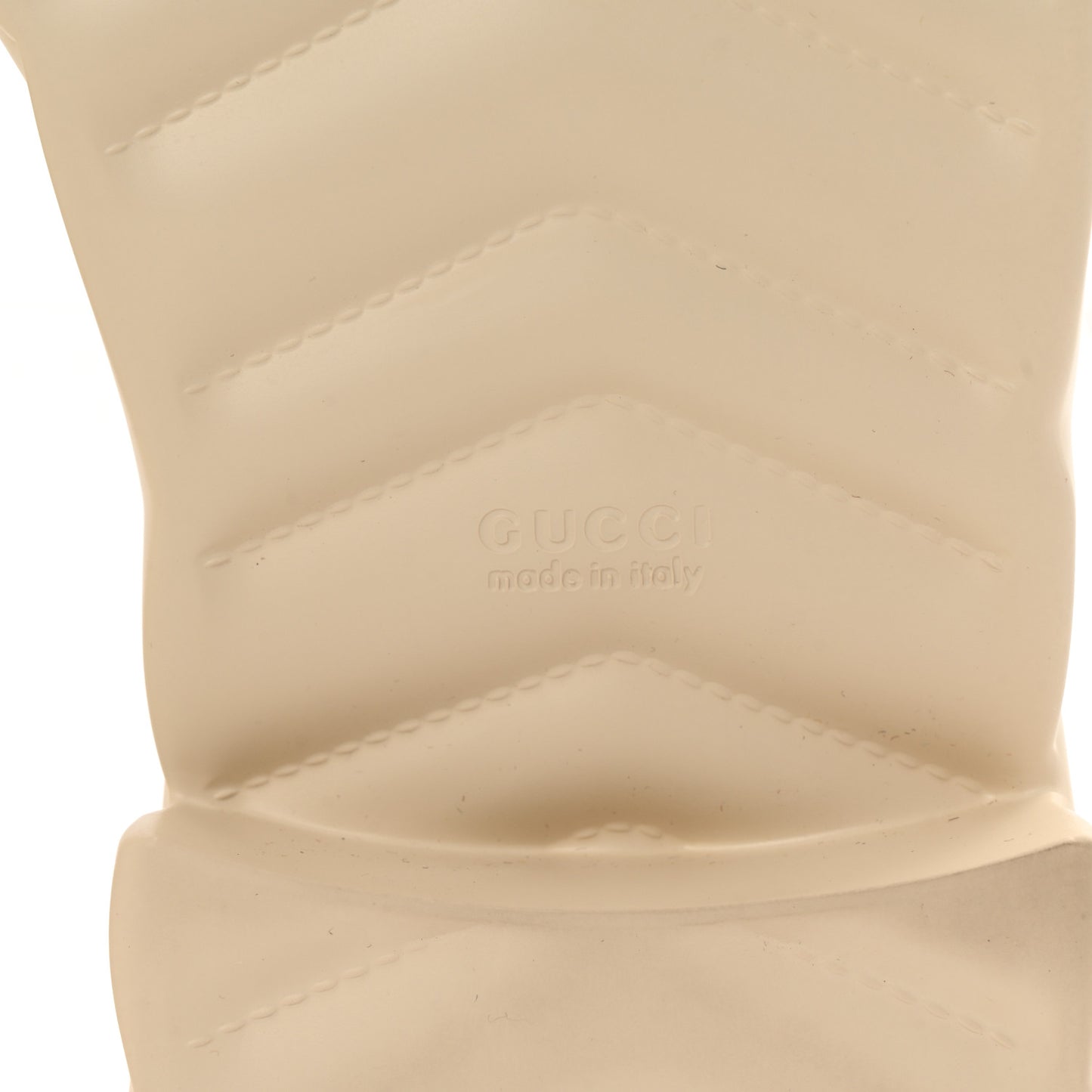 Rubber Chevron Logo Embossed Womens Thong Platform Sandals 39 Mystic White