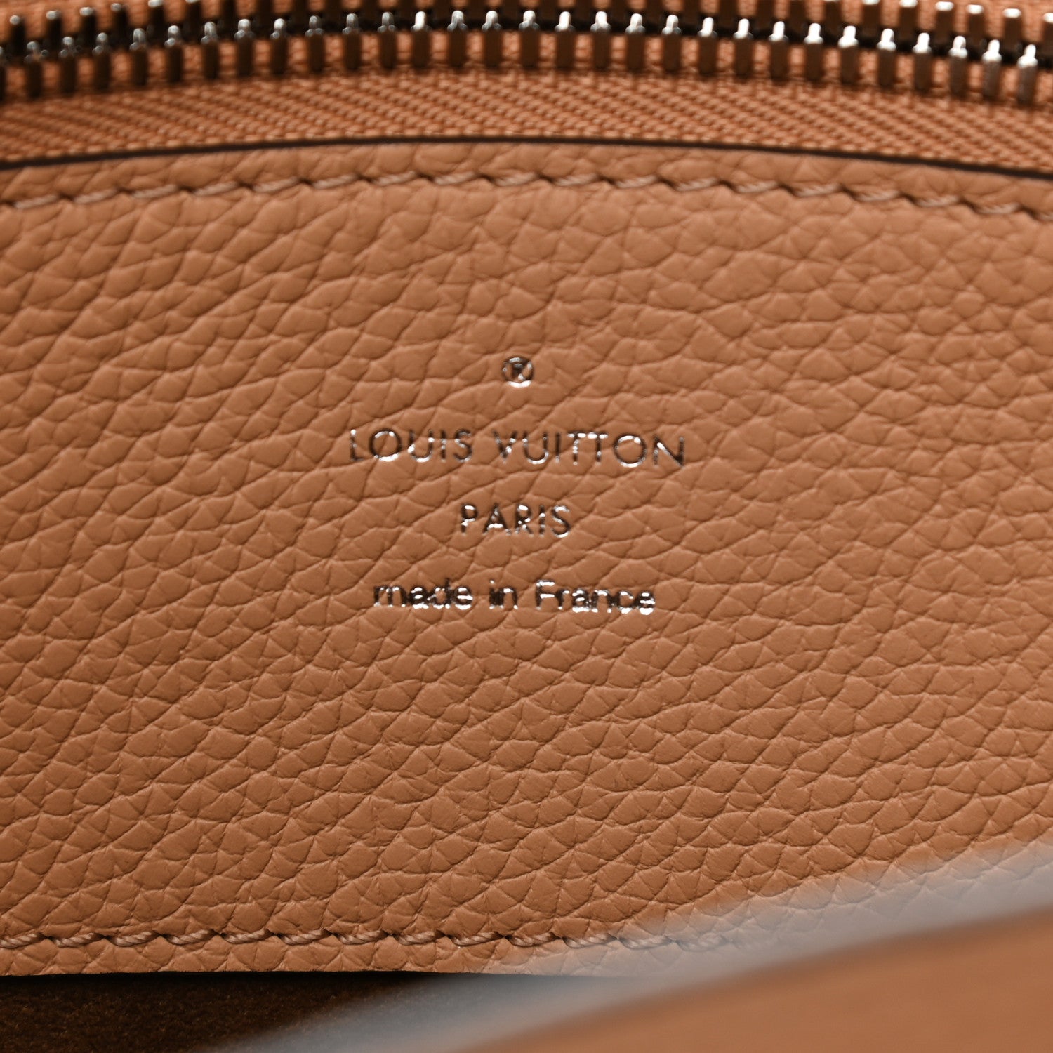 Louis Vuitton Mahina Bella Tote Arizona 7 of 10