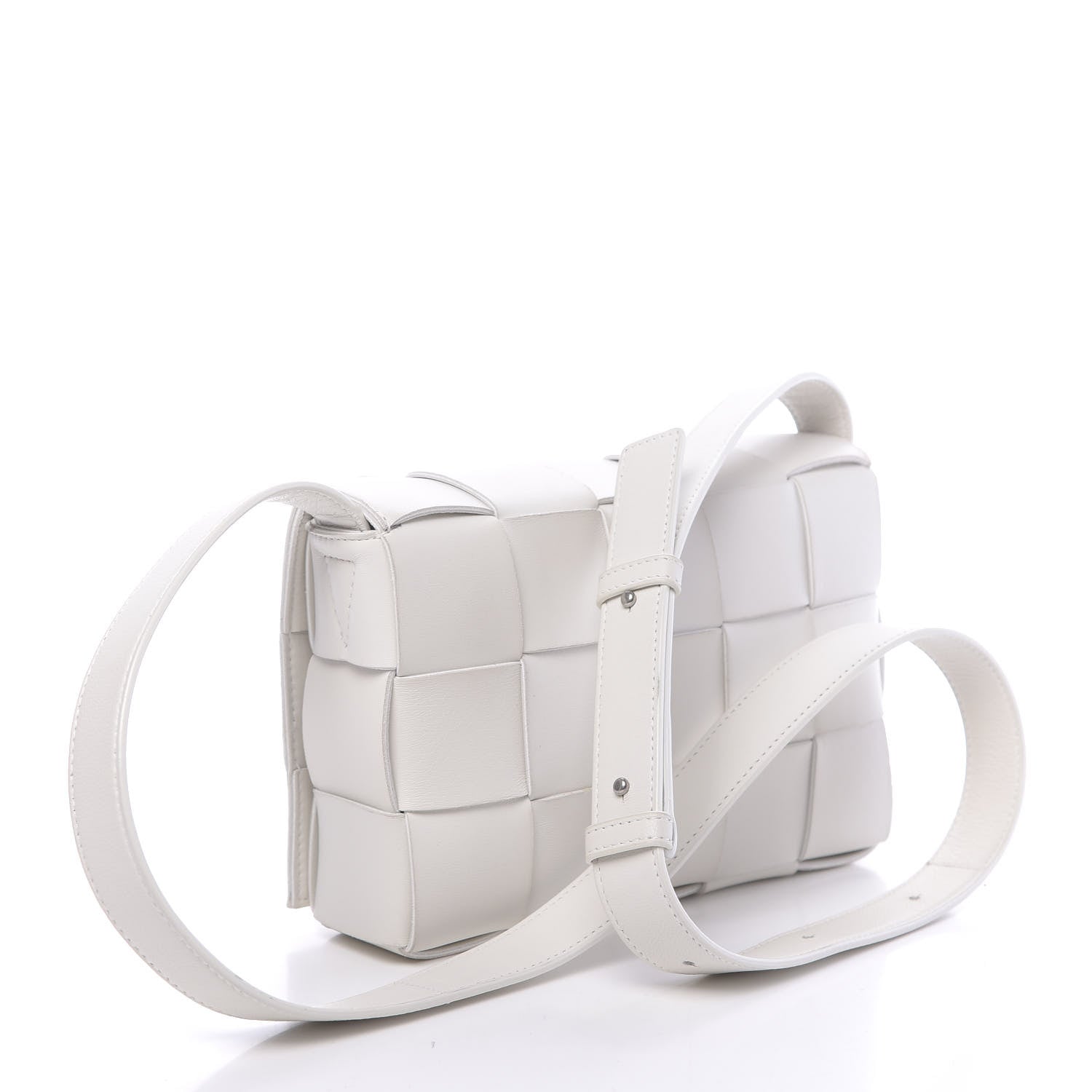 Bottega Veneta Lambskin Maxi Intrecciato Cassette Crossbody Bag White 3 of 9