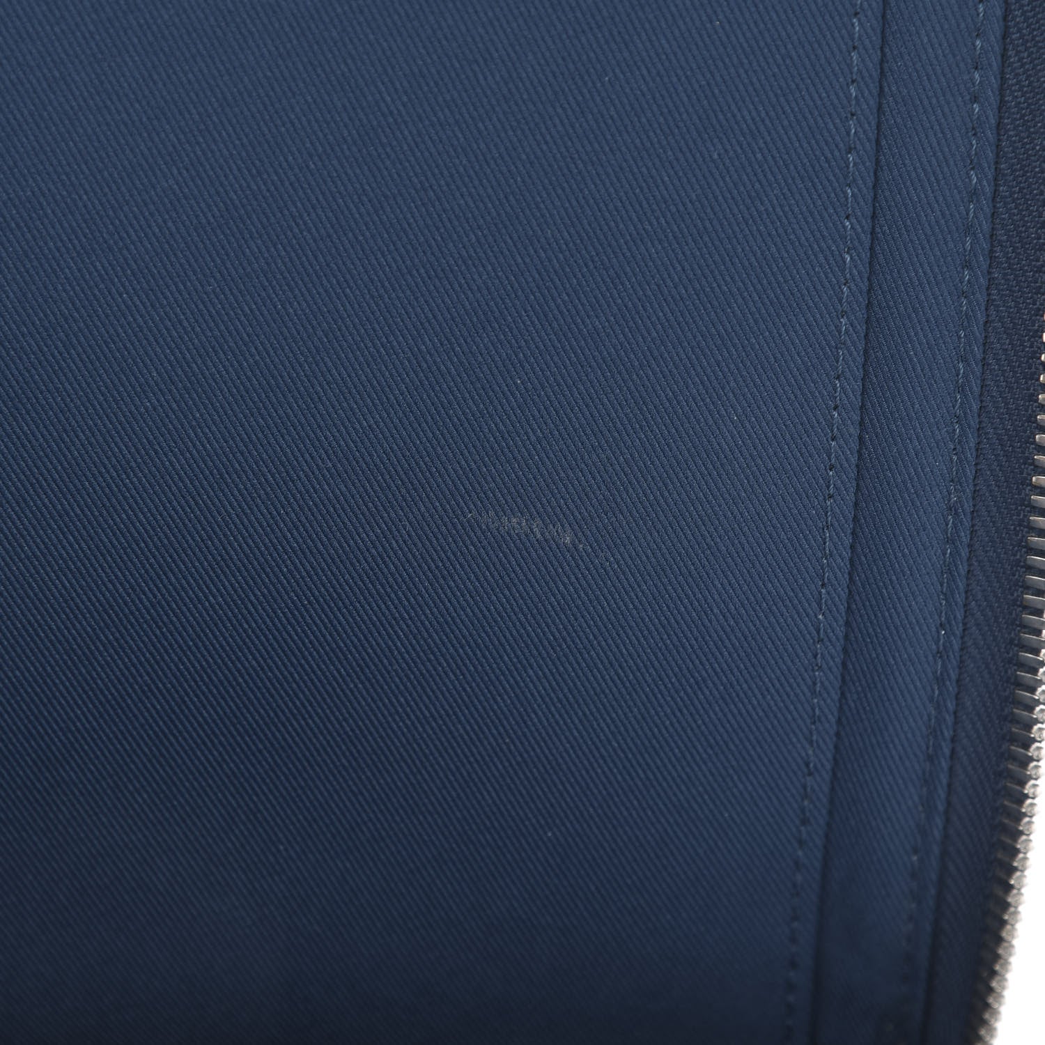 Louis Vuitton Taiga Porte-Documents Slim Bleu Marine 15 of 20
