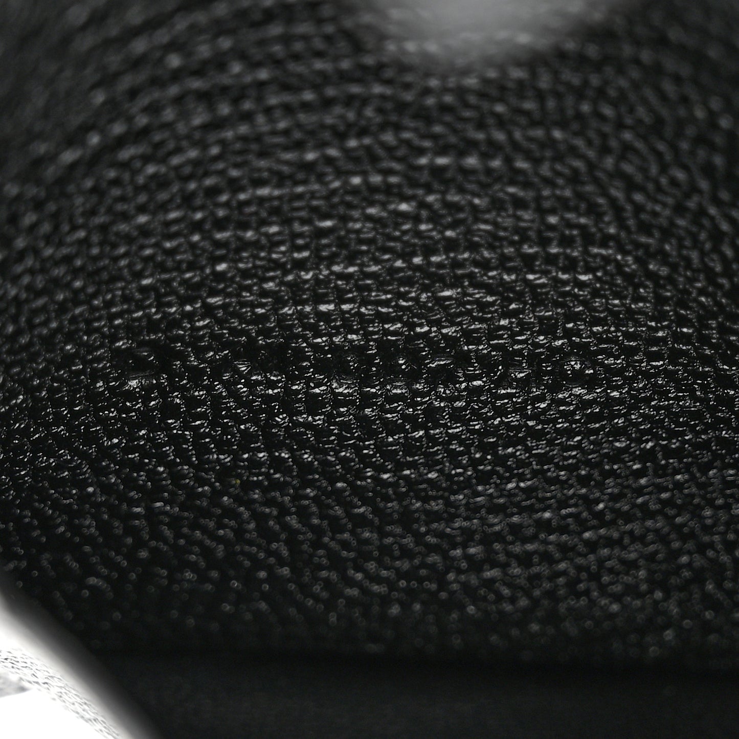 Chevre Mysore Bearn Card Holder Wallet Black